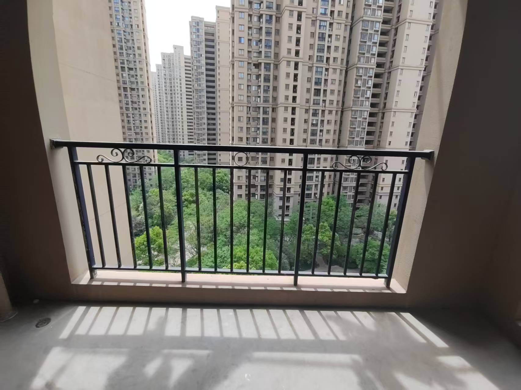 华润悦锦湾 3室2厅2卫 135m&sup2;