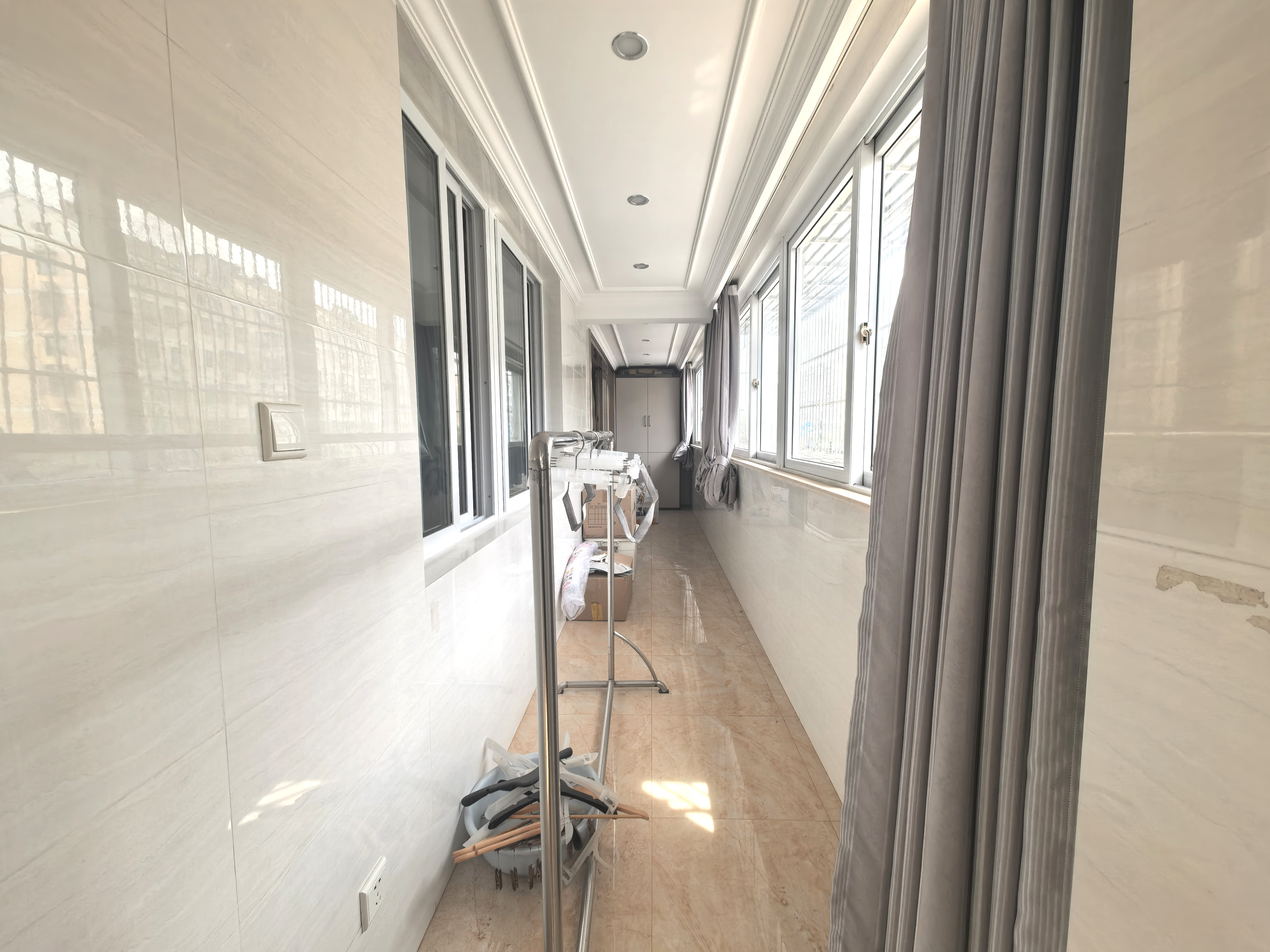 盛唐公寓 3室2厅2卫 144.57m&sup2;