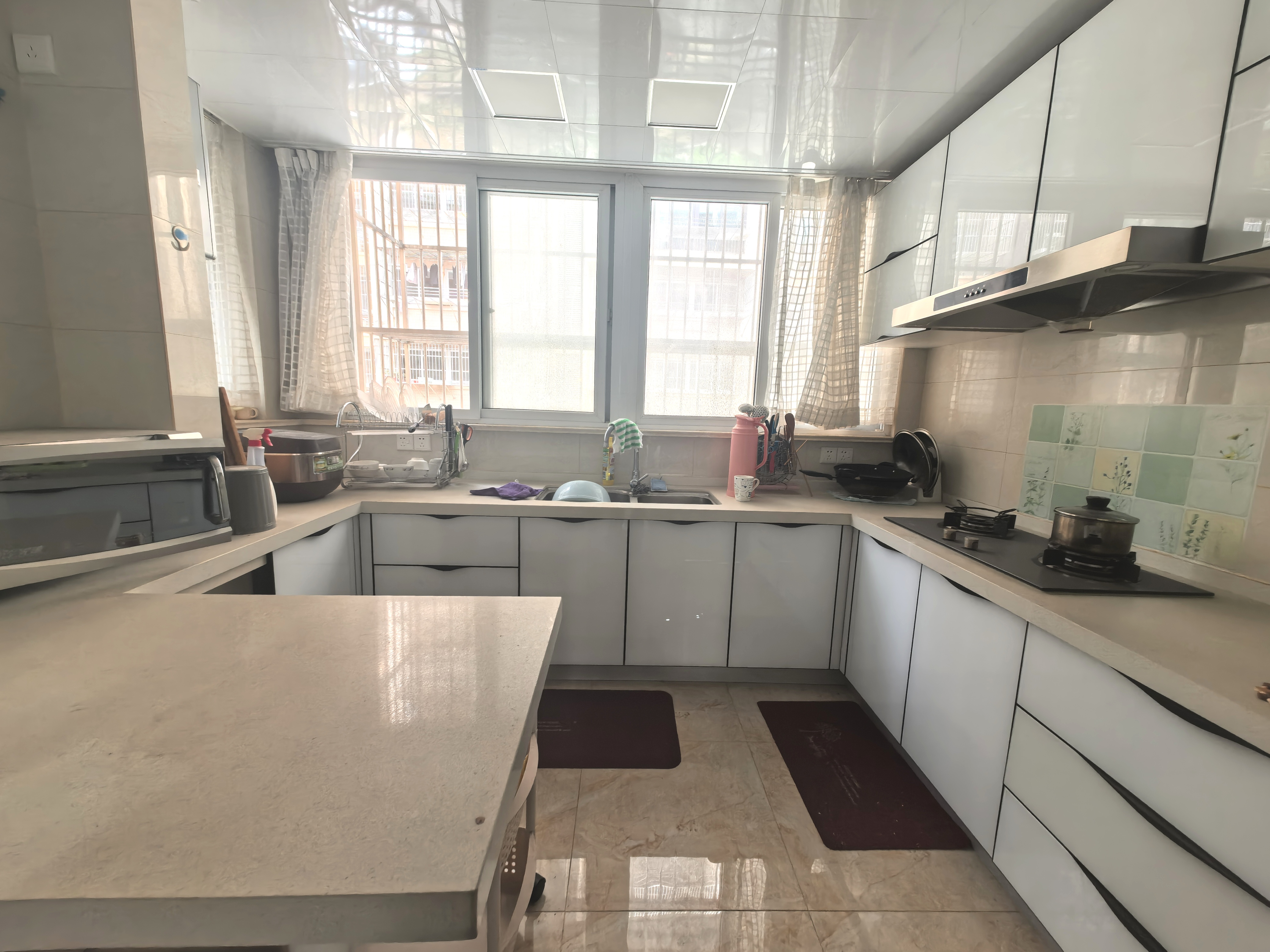 盛唐公寓 3室2厅2卫 144.57m&sup2;