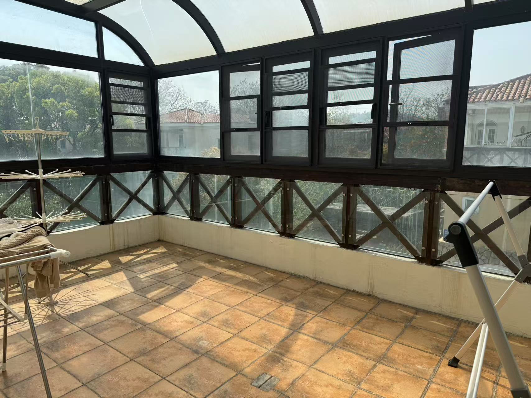 优山美地花园南区 5室2厅3卫 310.00m&sup2;