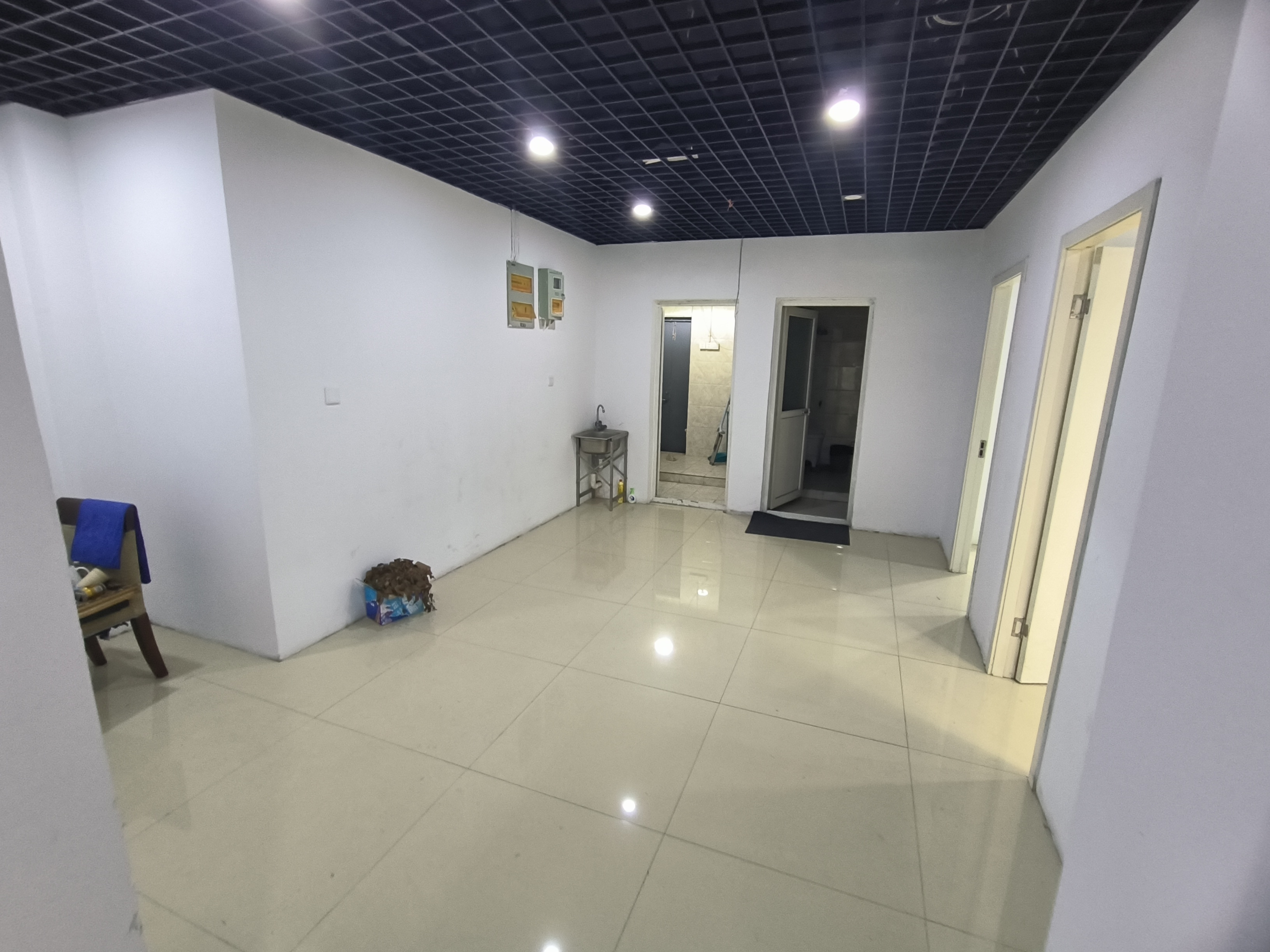 颐景苑 1室1厅1卫 180m&sup2;