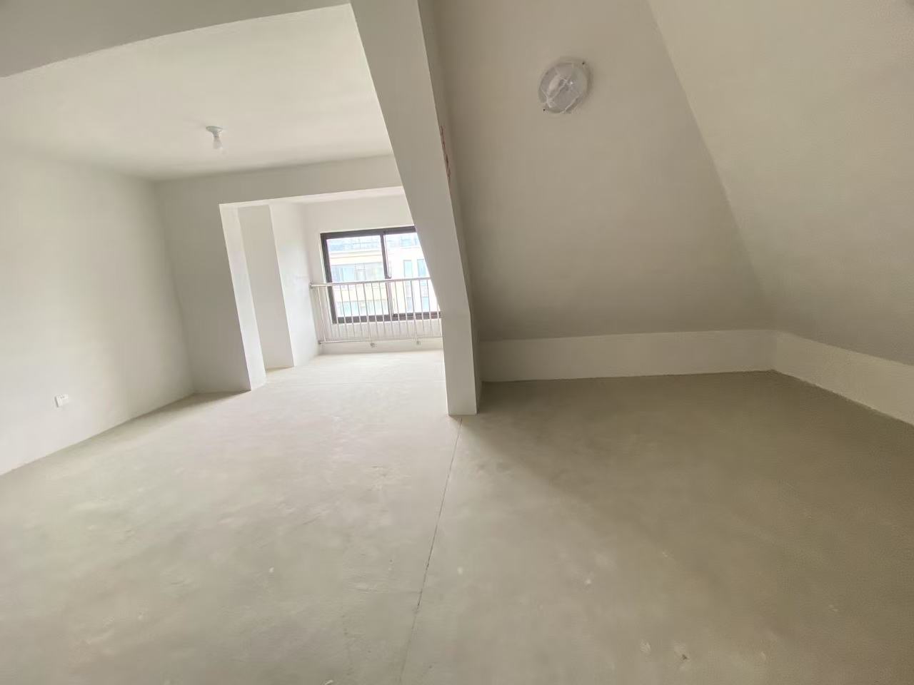 山芝庄新苑 3室1厅1卫 70.36m&sup2;