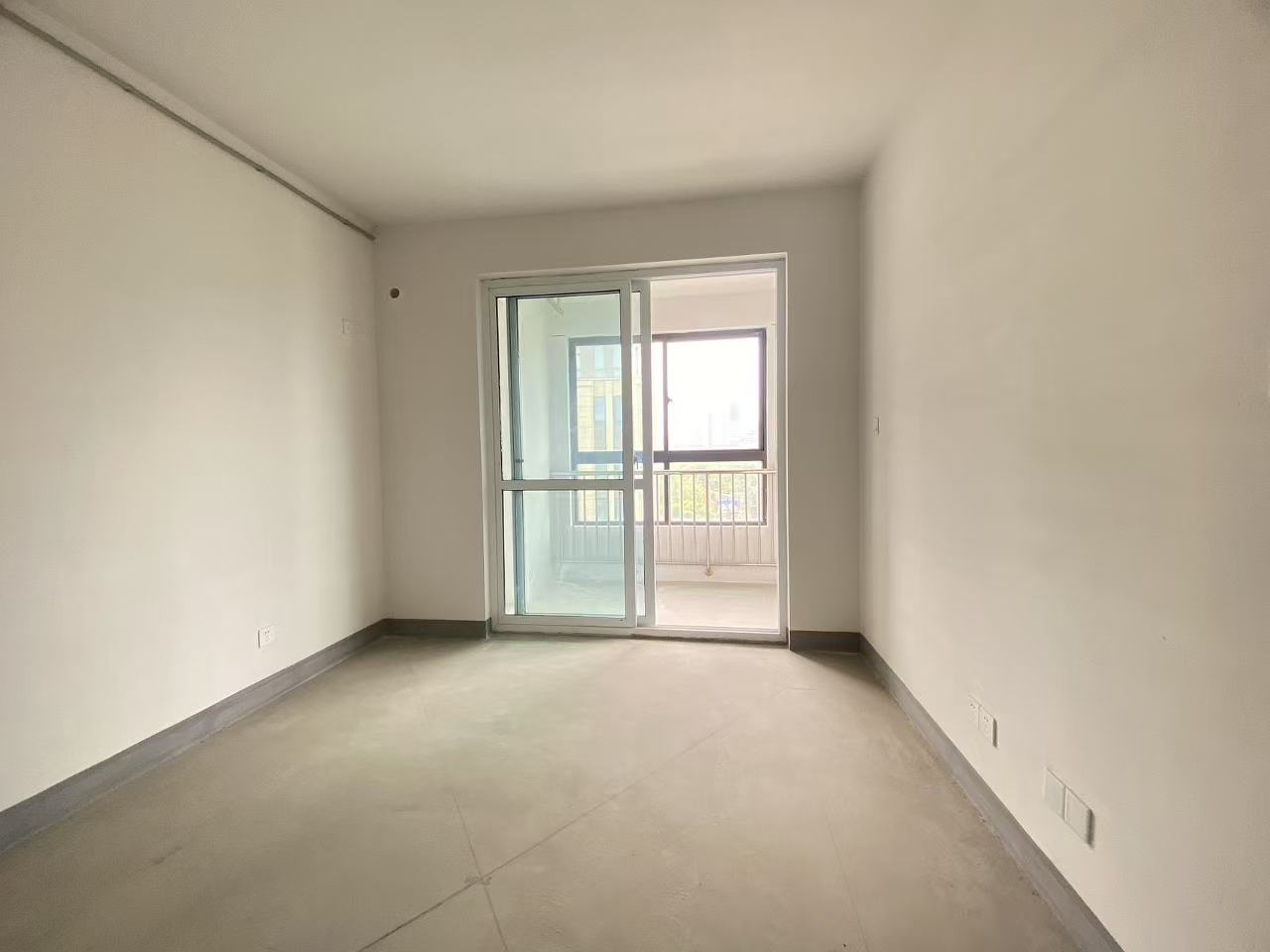 山芝庄新苑 3室1厅1卫 70.36m&sup2;