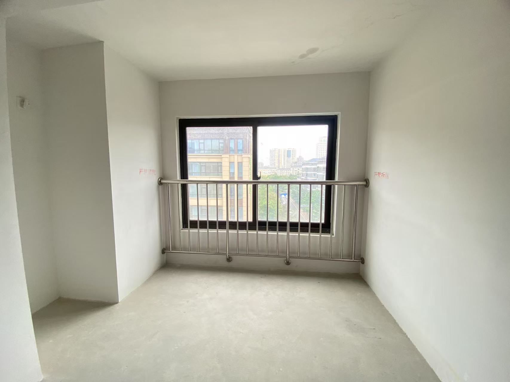 山芝庄新苑 3室1厅1卫 70.36m&sup2;