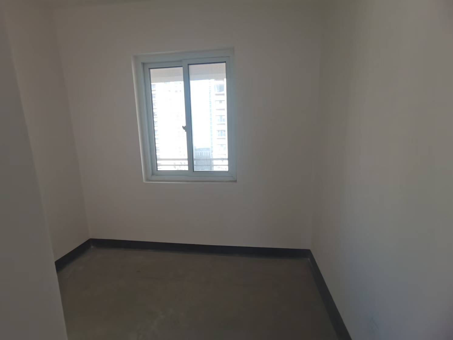 世茂新界 3室2厅2卫 121.08m&sup2;