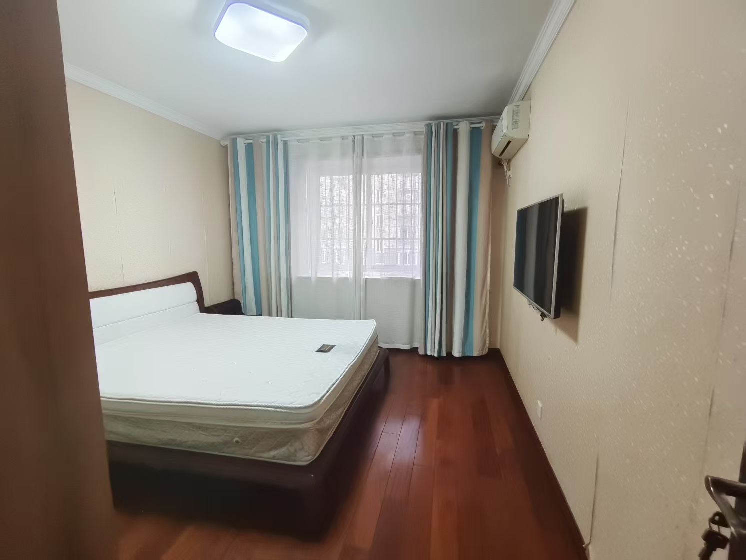 外滩北苑 2室1厅1卫 93m&sup2;
