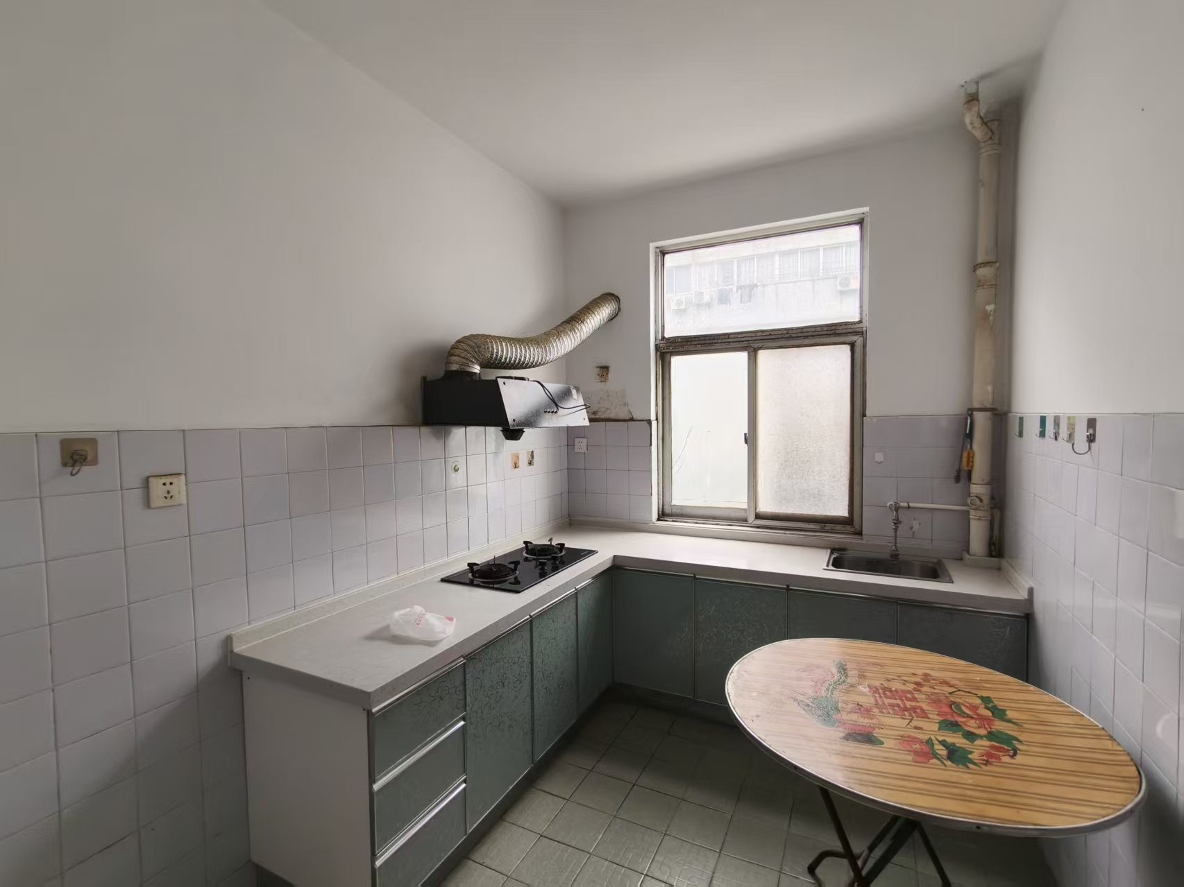 金和小区 3室2厅1卫 98m&sup2;