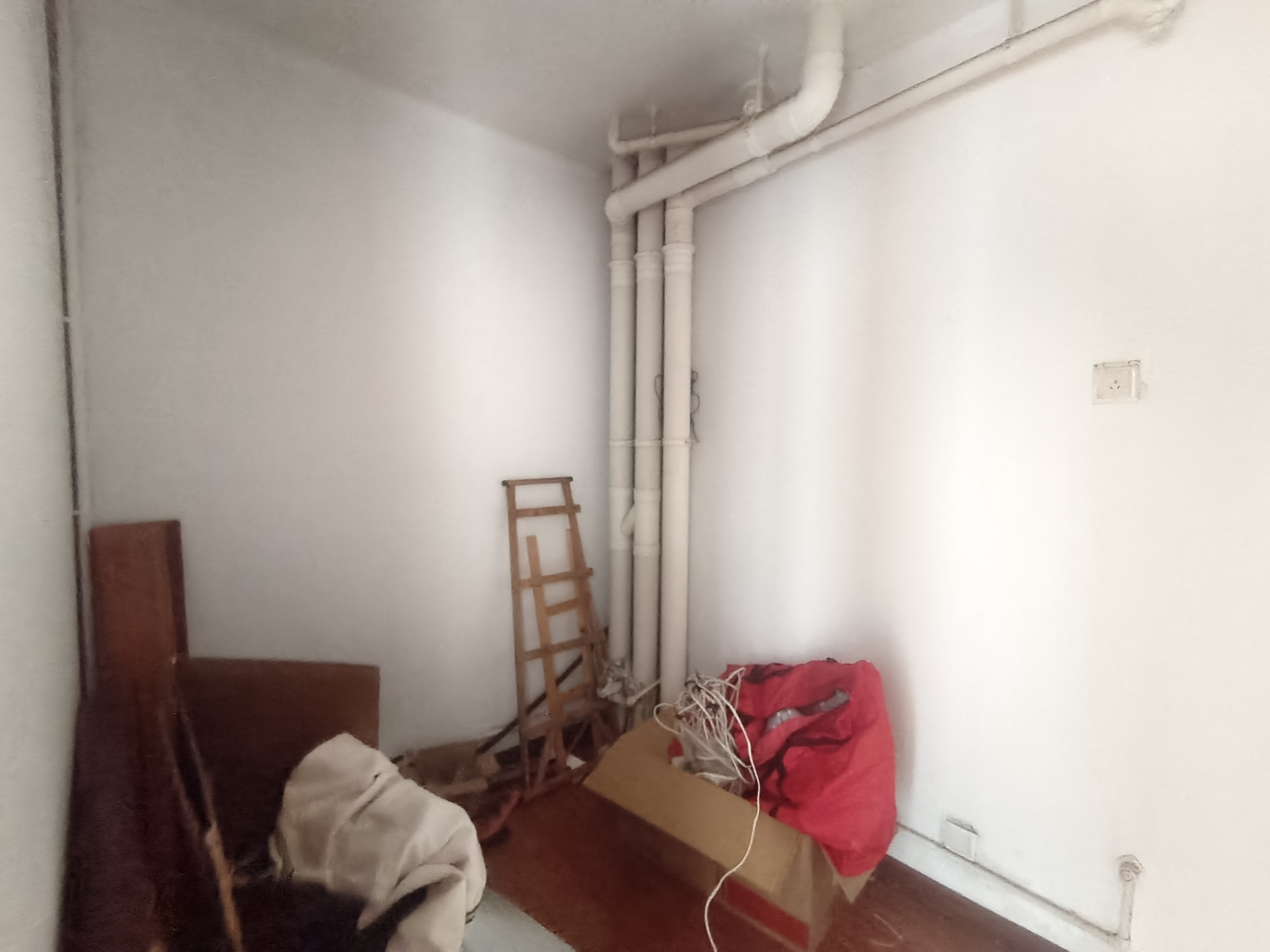南方公寓 4室1厅1卫 147.00m&sup2;