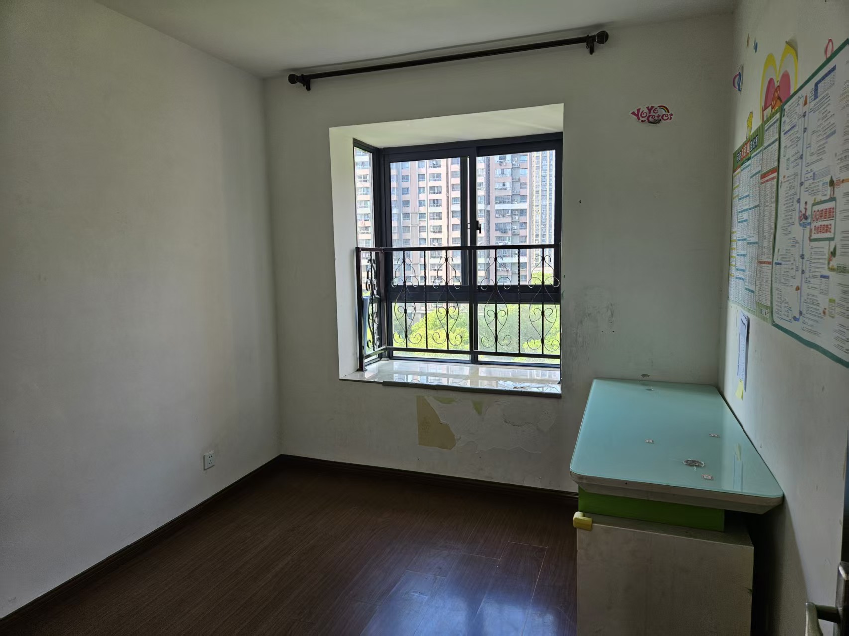 炜赋花苑 2室2厅1卫 91m&sup2;