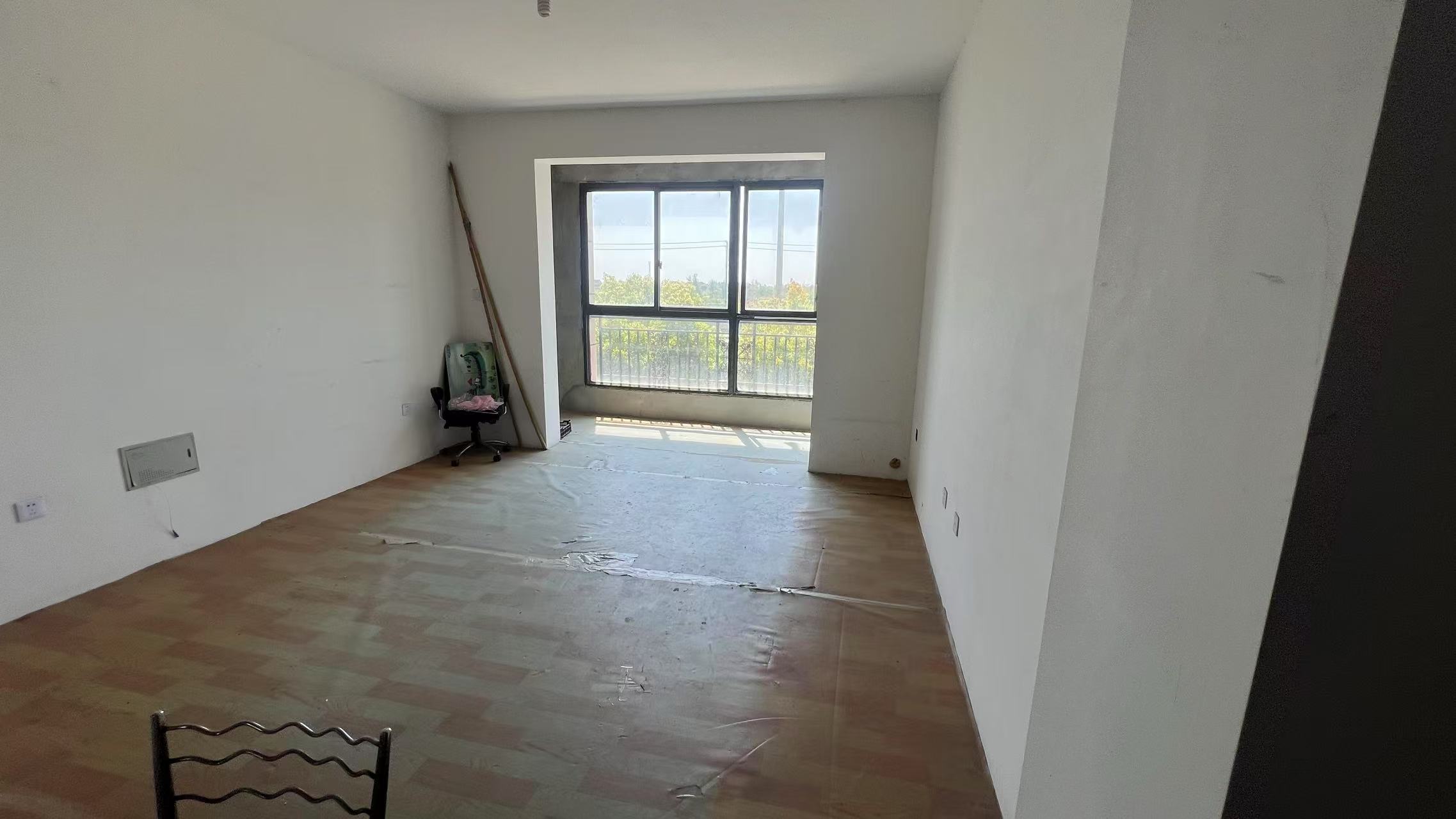 金泰花苑D区 2室1厅1卫 97m&sup2;