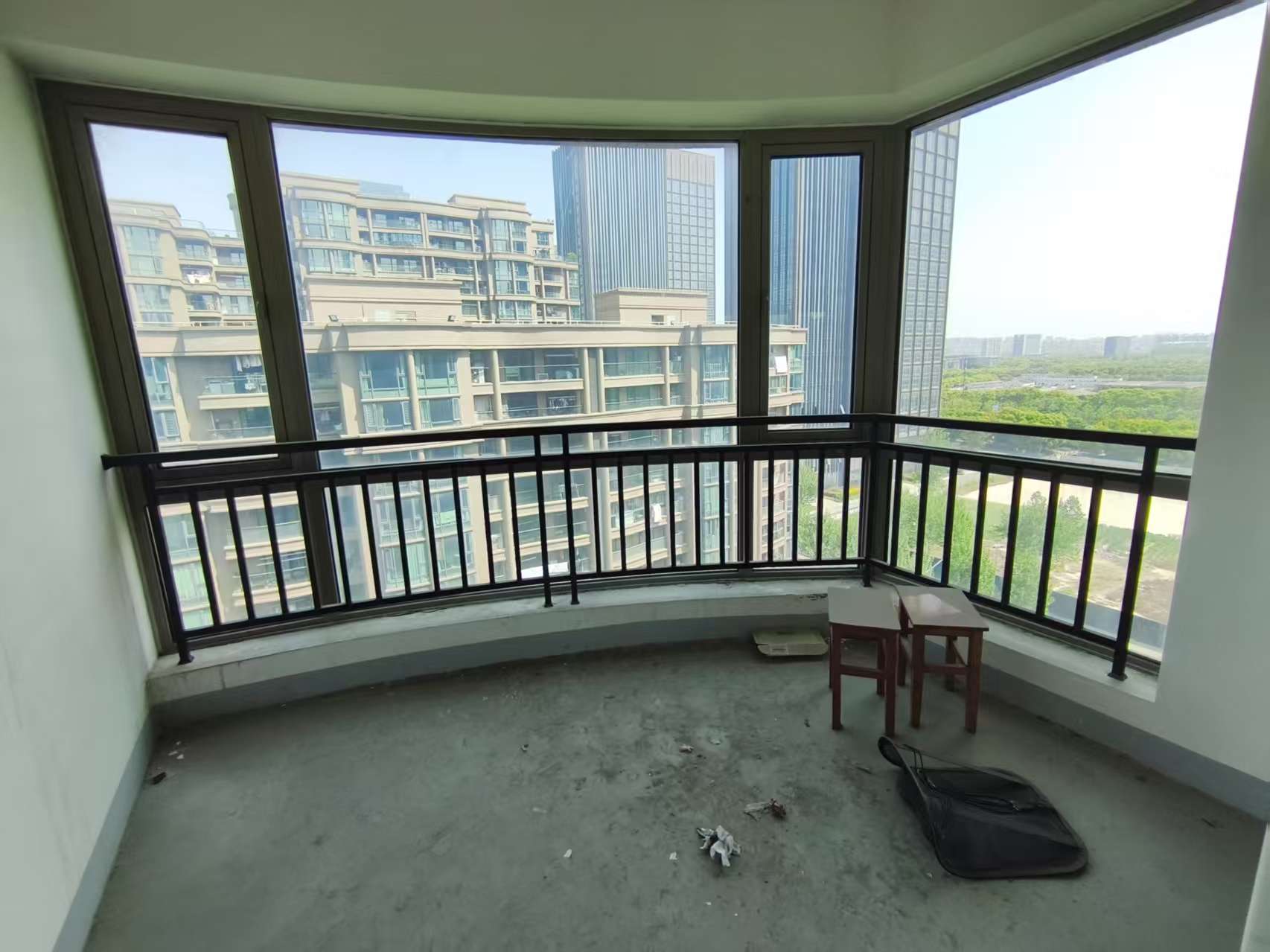 绿城玉兰公寓 3室2厅1卫 130.7m&sup2;