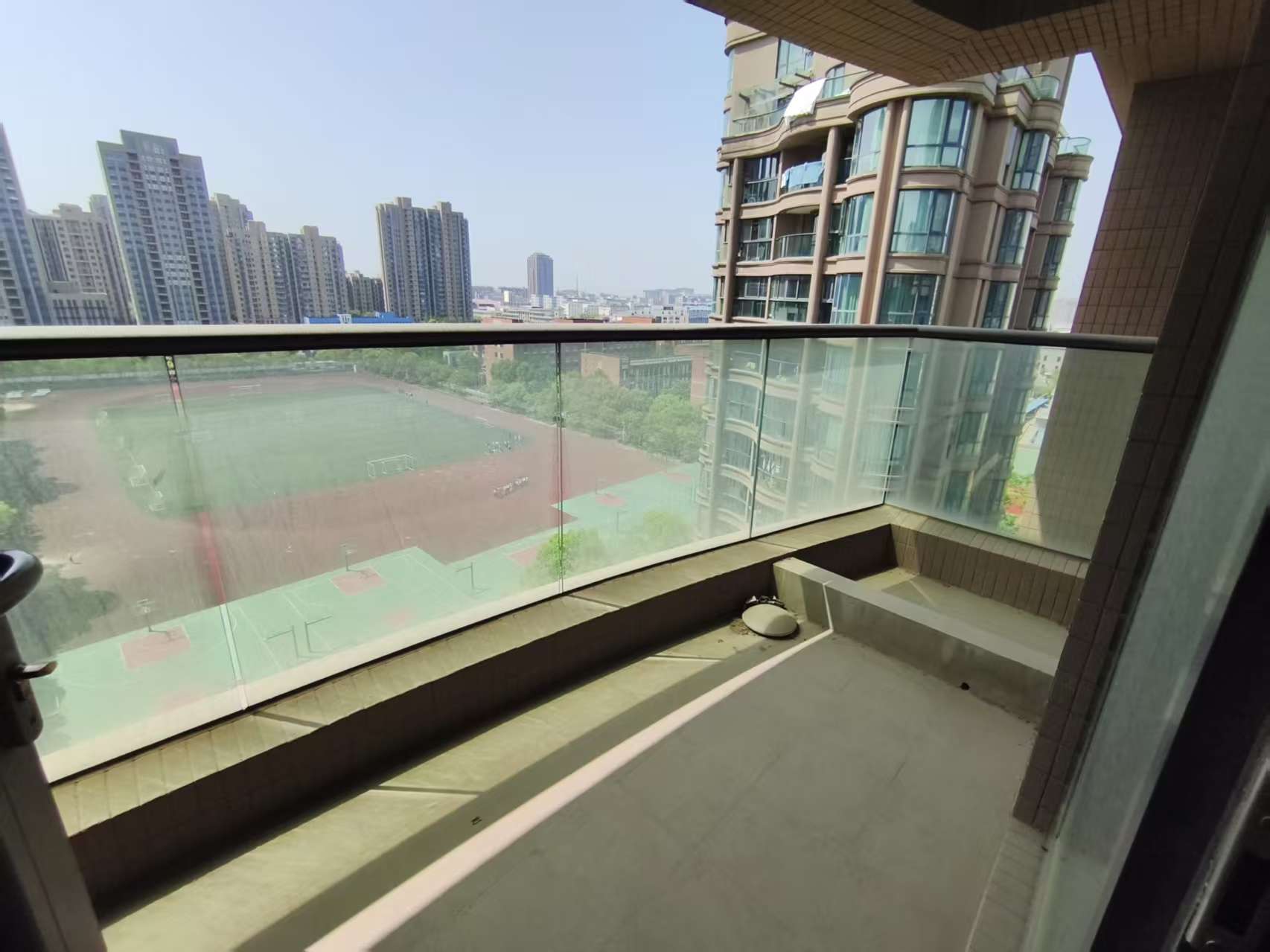 绿城玉兰公寓 3室2厅1卫 130.7m&sup2;