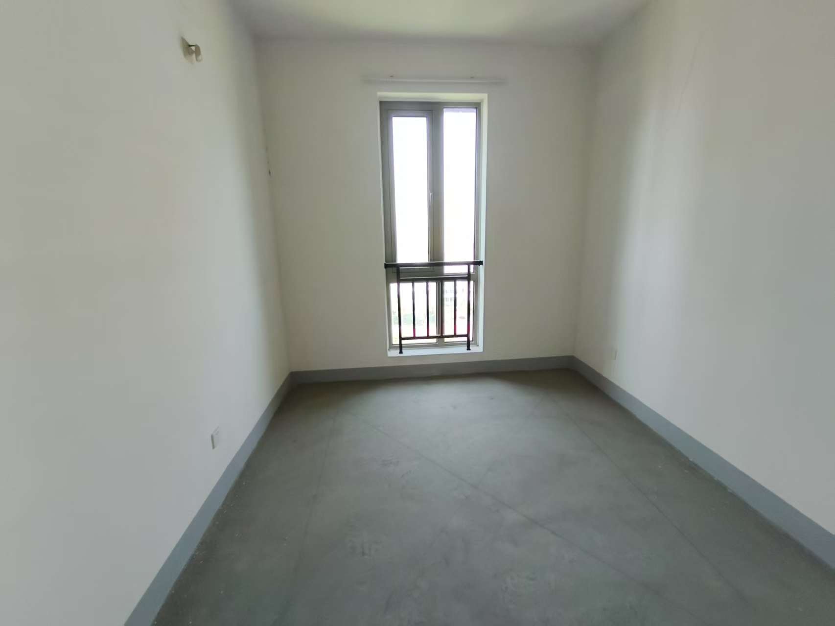绿城玉兰公寓 3室2厅1卫 130.7m&sup2;