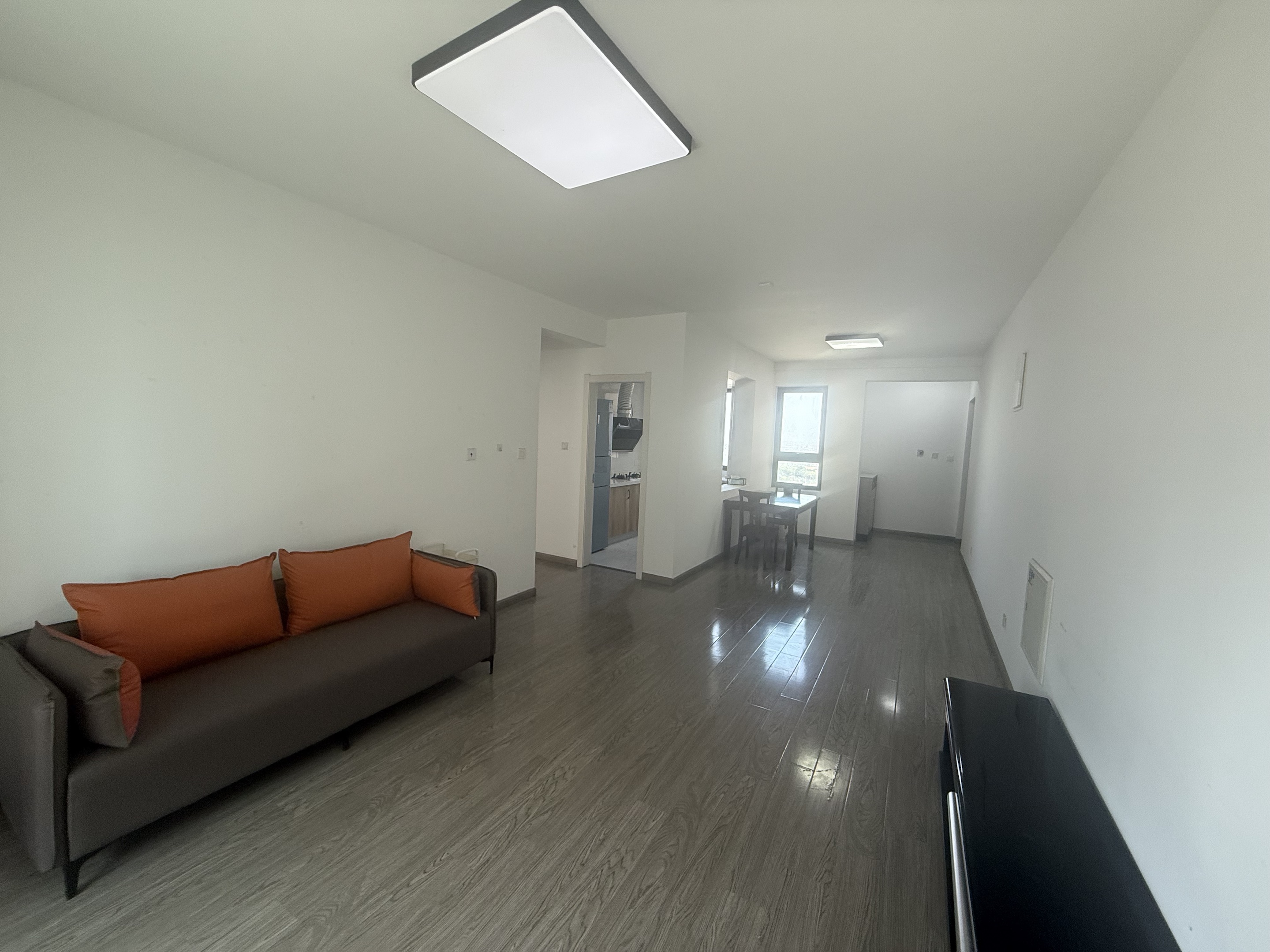 保利香槟国际 3室2厅1卫 123.00m&sup2;