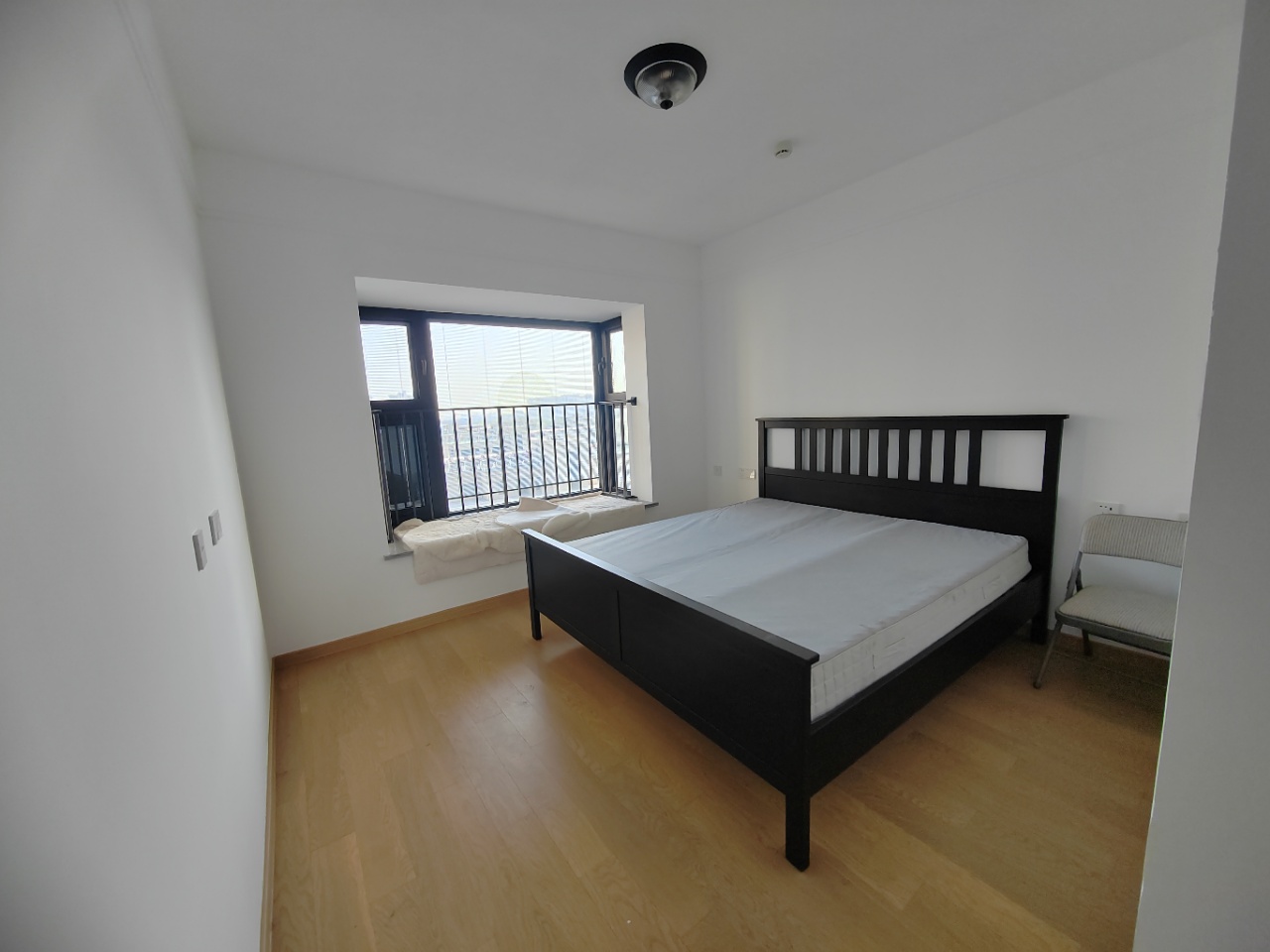 时光漫城 4室2厅2卫 125m&sup2;