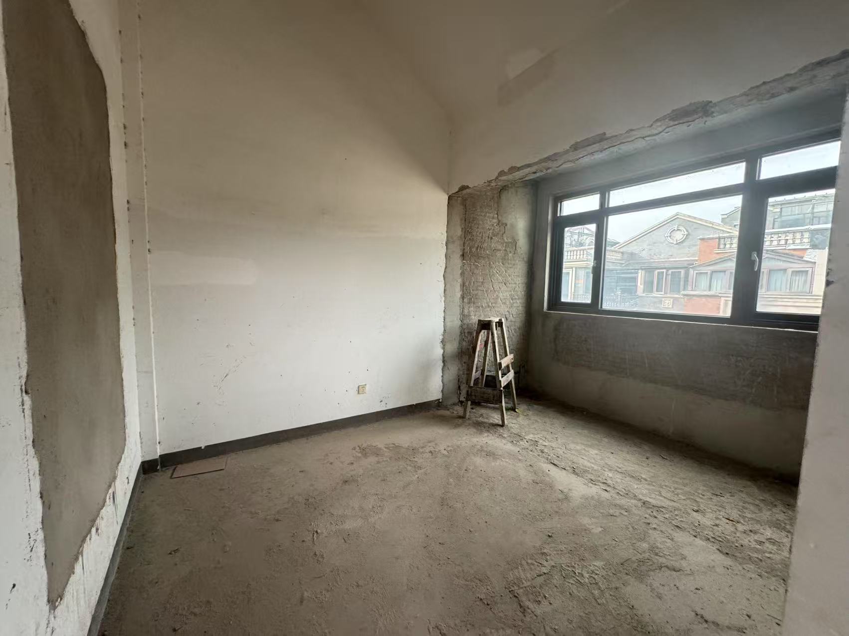 南通壹城水清木华 5室2厅3卫 350.00m&sup2;