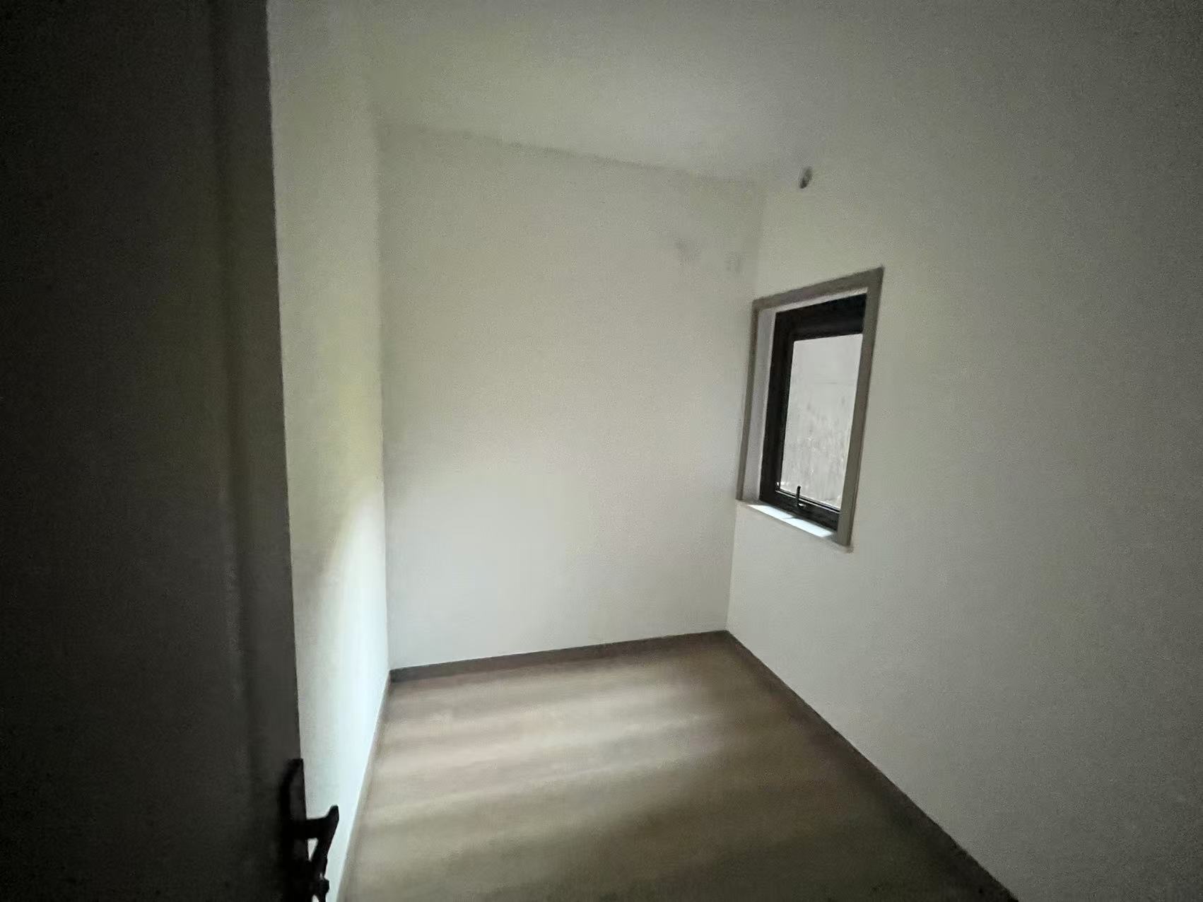 百花馨苑 4室2厅1卫 127.93m&sup2;
