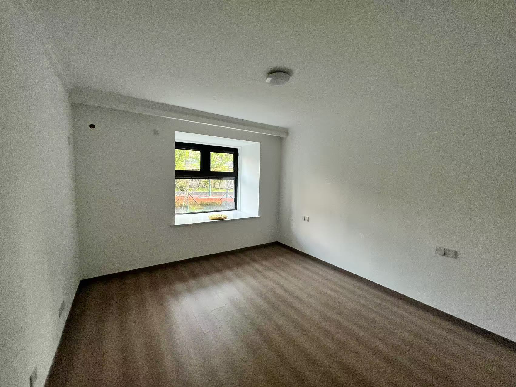 百花馨苑 4室2厅1卫 127.93m&sup2;
