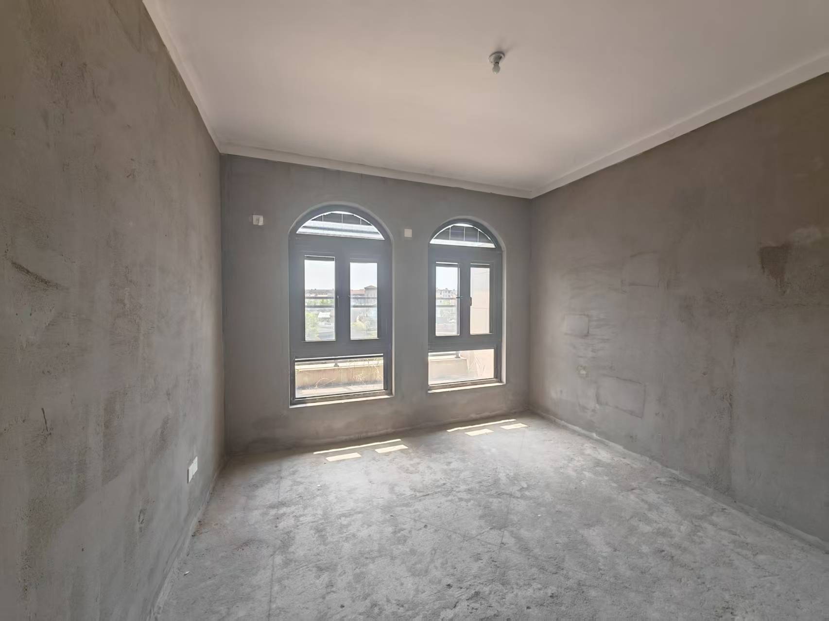 万科有湖（翡翠心湖） 4室2厅2卫 195m&sup2;