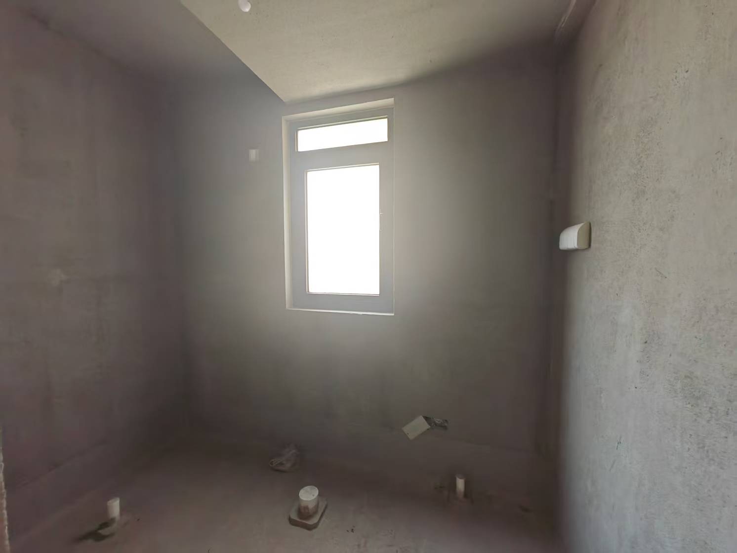 万科有湖（翡翠心湖） 4室2厅2卫 195m&sup2;