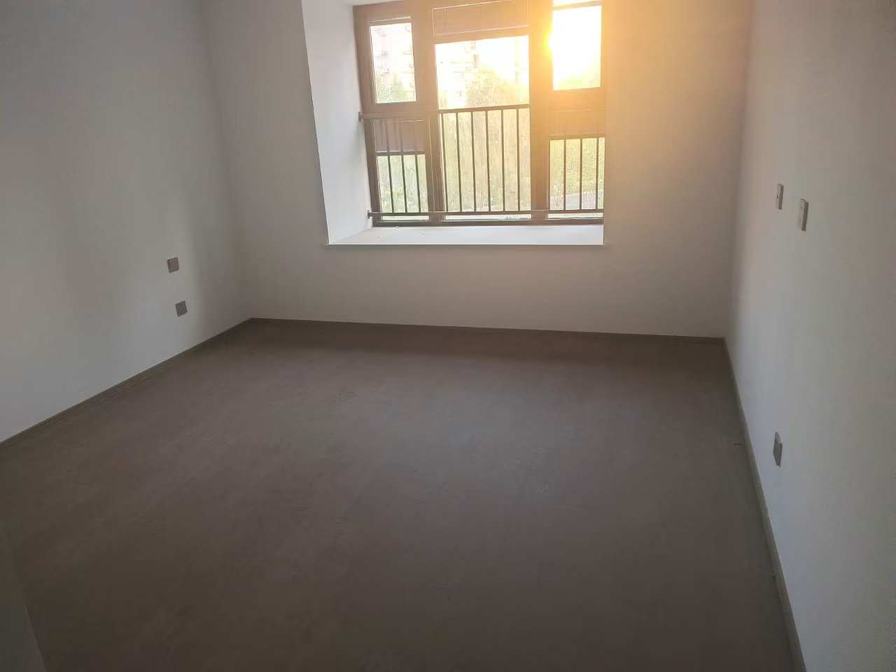 珑府 4室2厅2卫 143.58m&sup2;