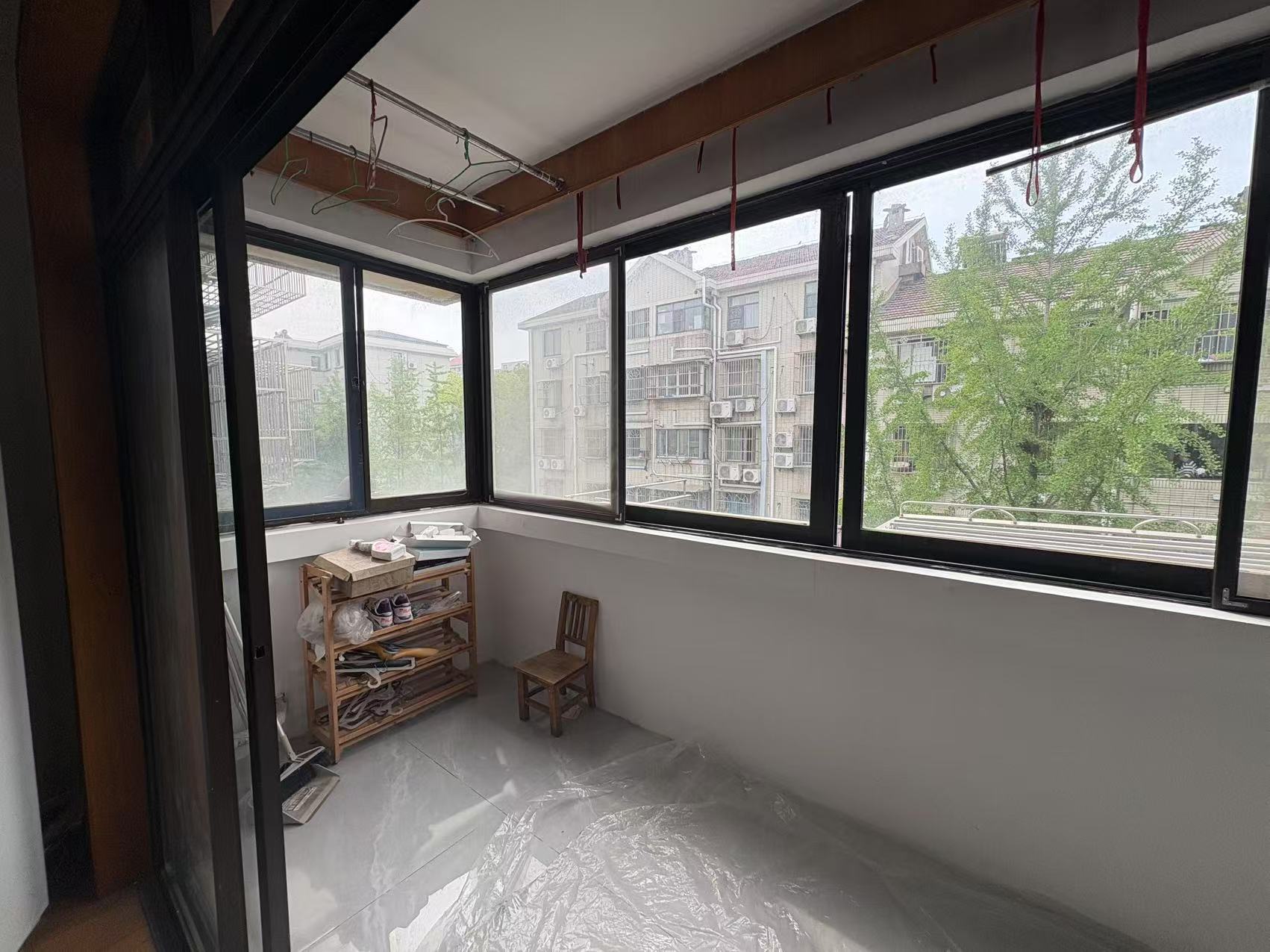 银花苑 3室1厅1卫 107m&sup2;