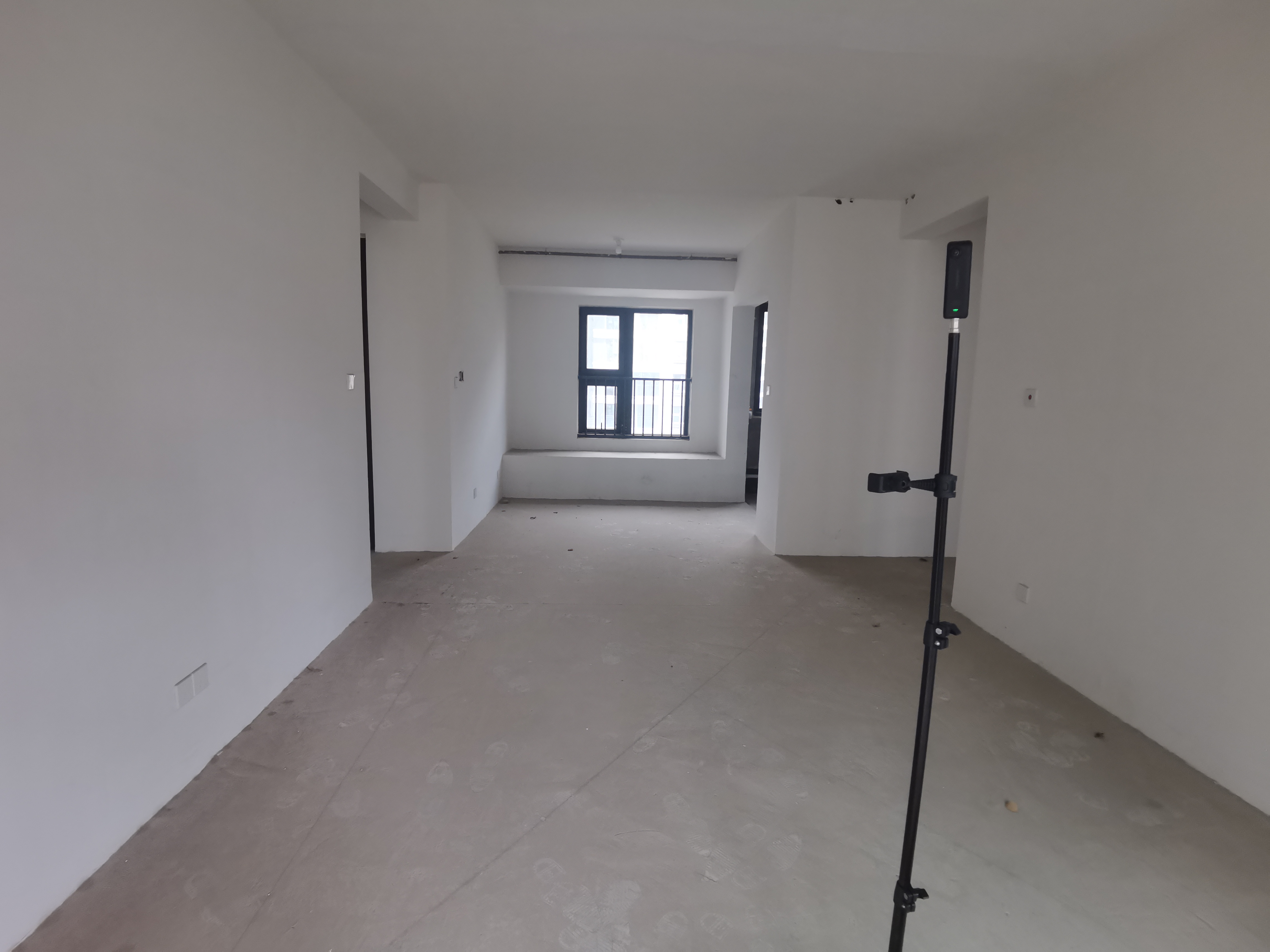 东时区 4室2厅2卫 114m&sup2;