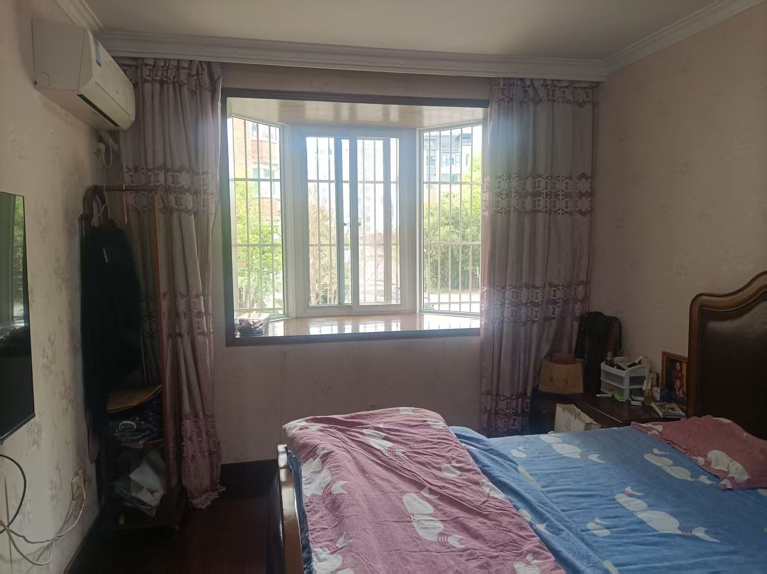 苏东花苑 3室2厅1卫 133.00m&sup2;