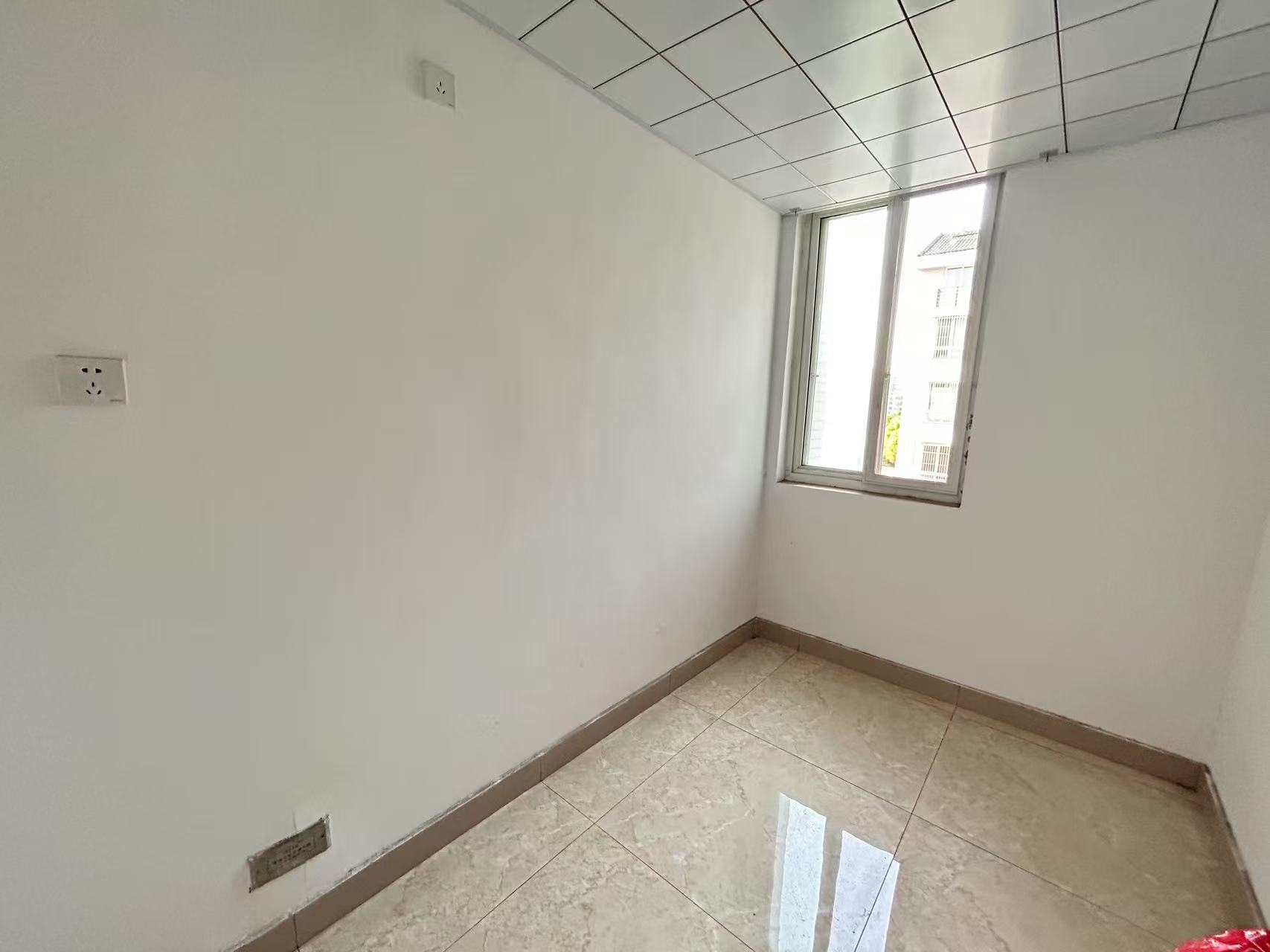 金霞南苑北区 3室2厅1卫 130.00m&sup2;