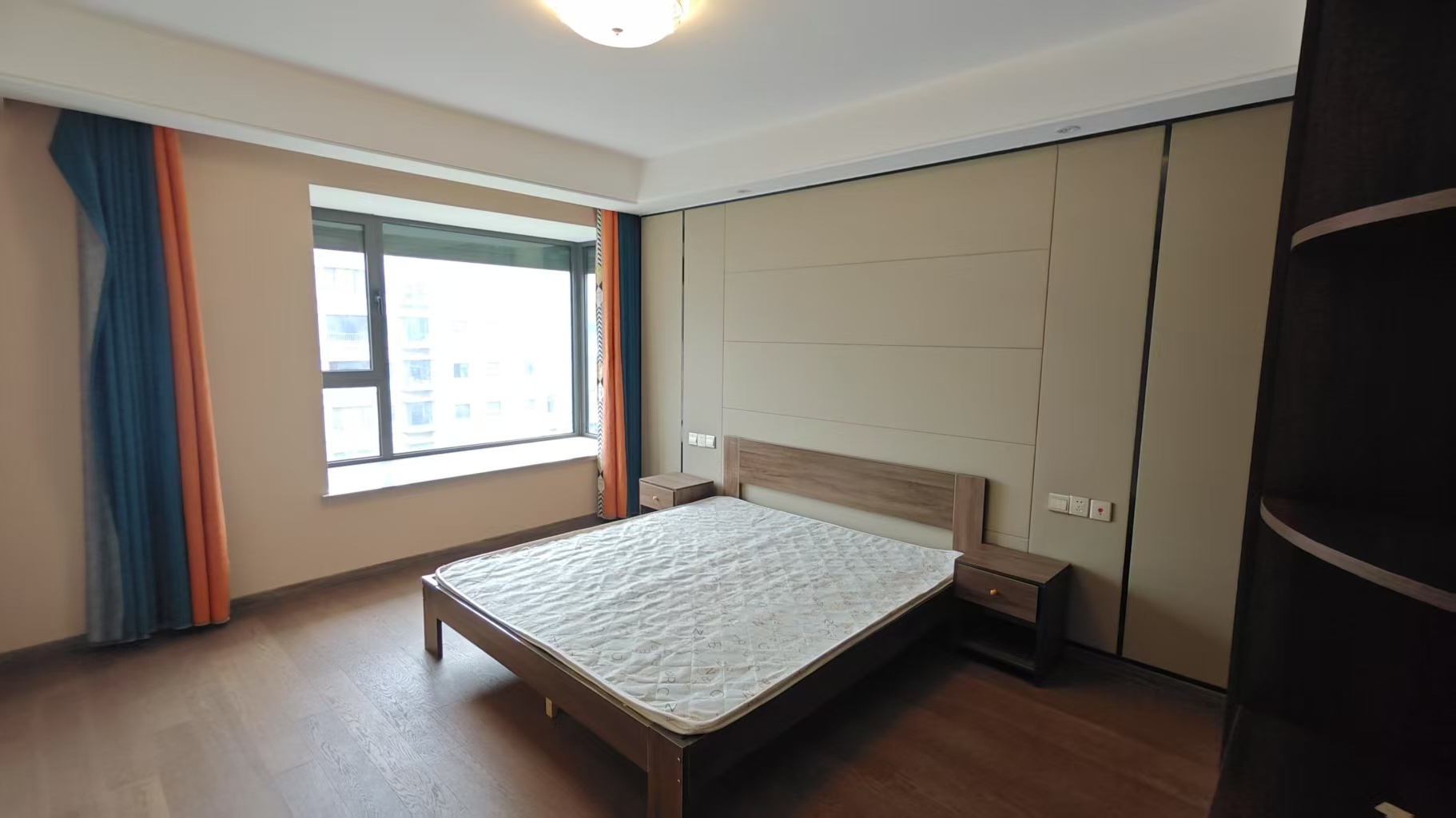 远创樾府 3室2厅2卫 133m&sup2;