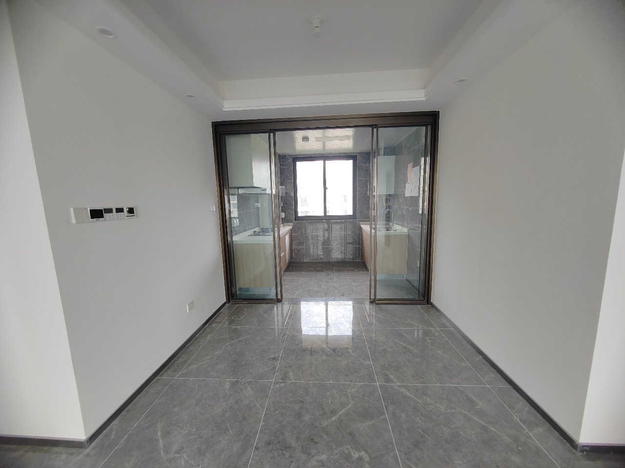 远创宸樾 4室2厅1卫 120.00m&sup2;