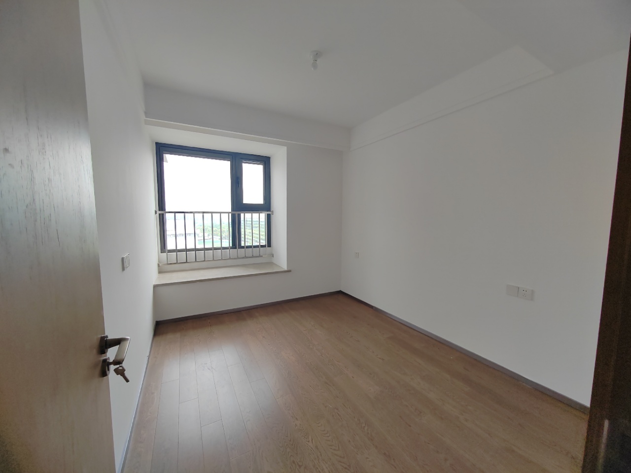 远创宸樾 4室2厅1卫 120.00m&sup2;