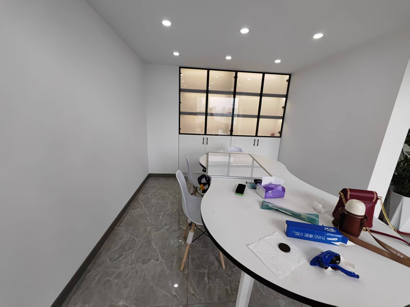 中港银座 1室3厅1卫 86m&sup2;