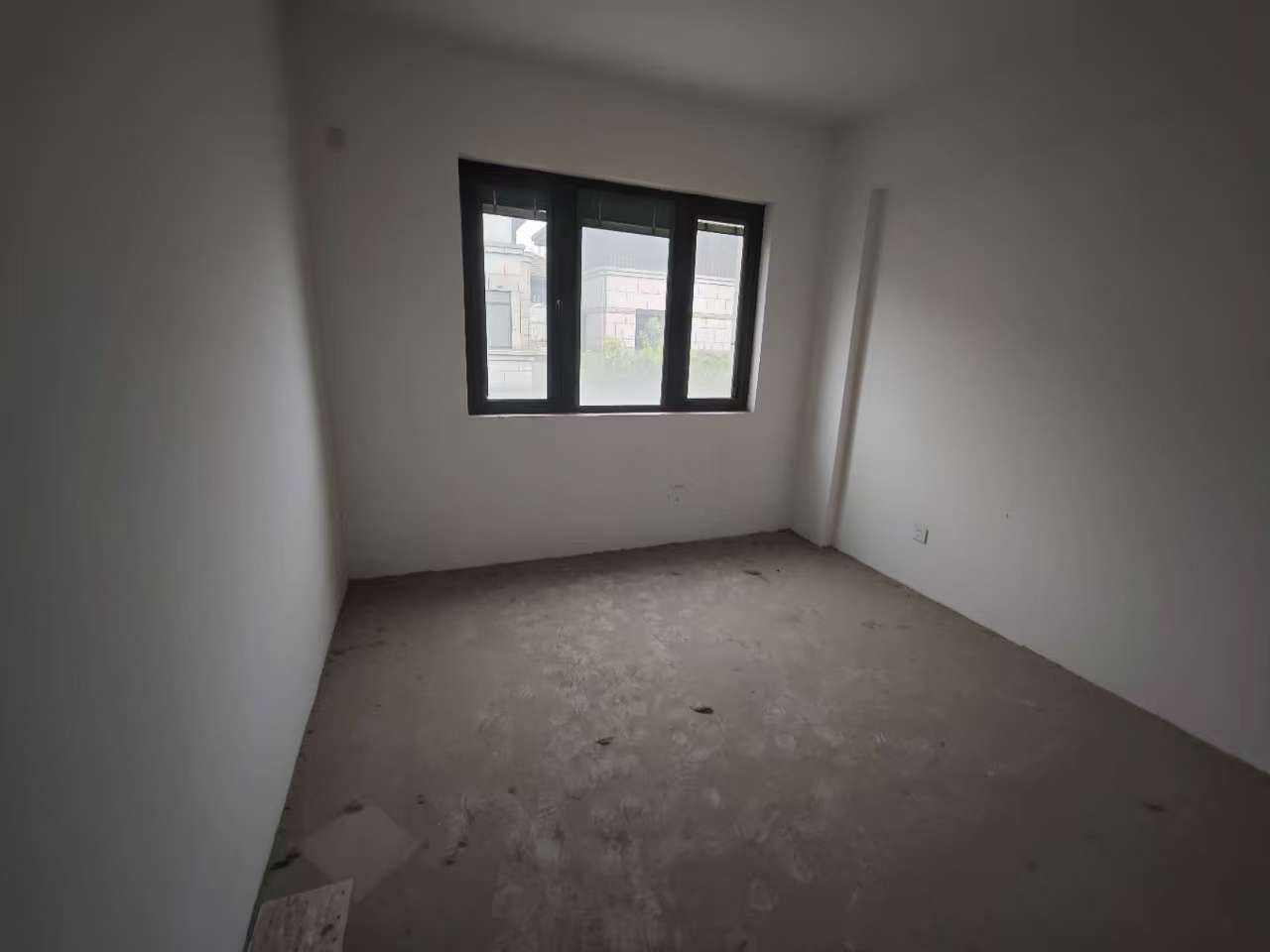 南通别业 4室2厅3卫 275m&sup2;