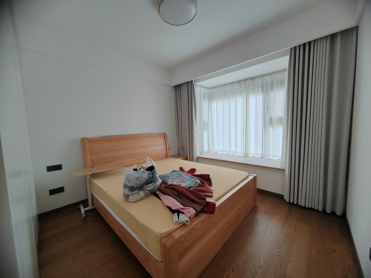 春风南岸东园 4室2厅2卫 138m&sup2;