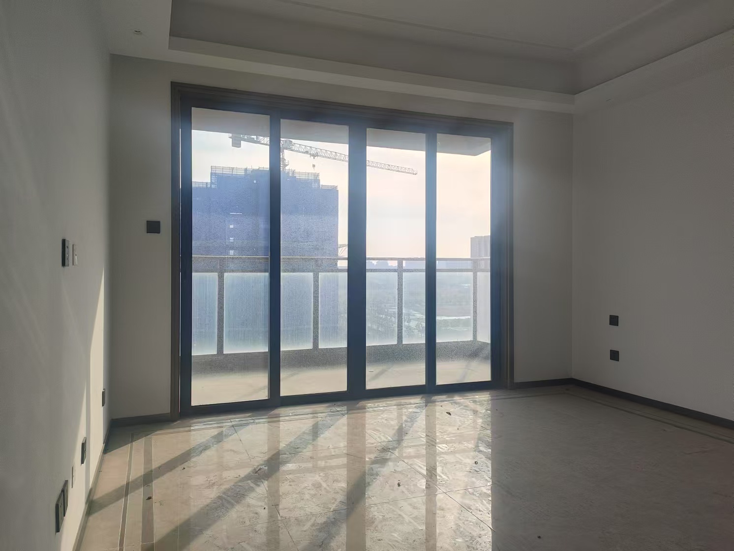 都会沁园 4室2厅2卫 149m&sup2;