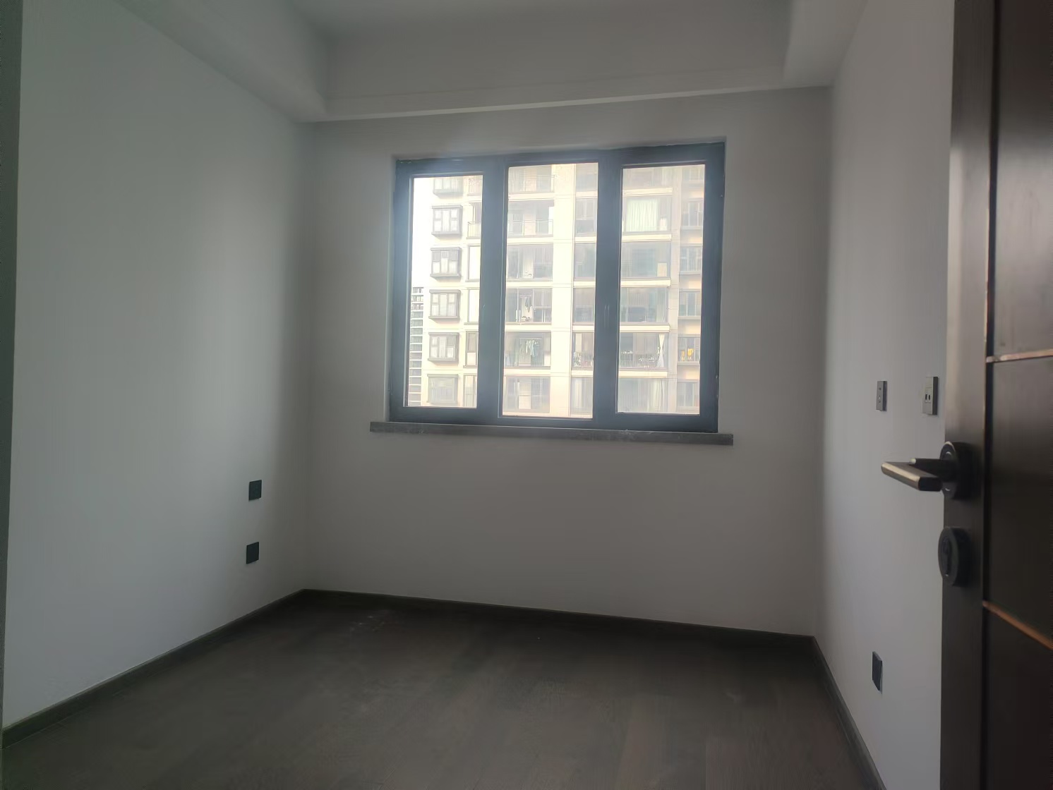 都会沁园 4室2厅2卫 149m&sup2;
