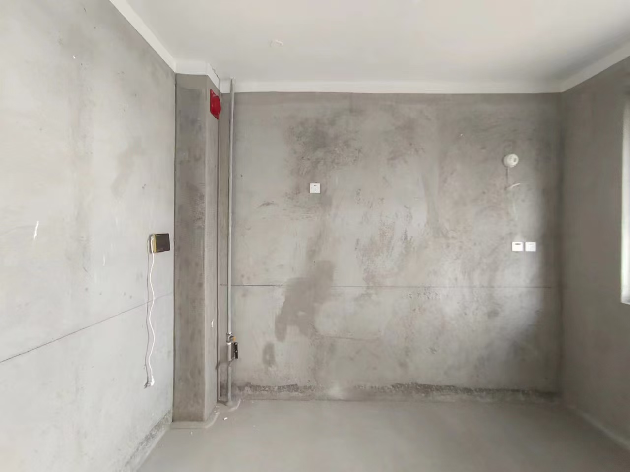 万濠山庄 3室2厅2卫 143m&sup2;