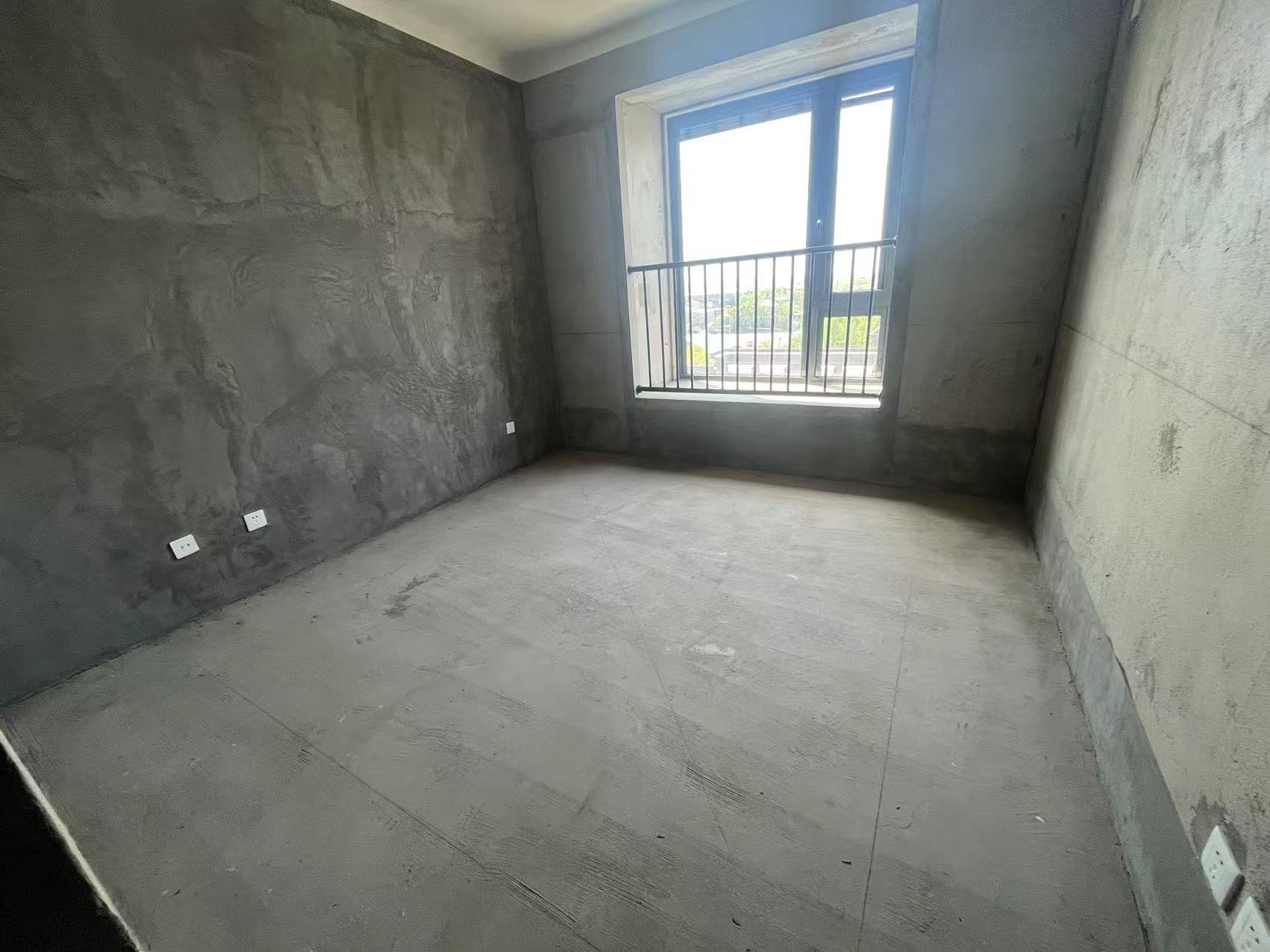 神辉上麟府 5室2厅3卫 189.00m&sup2;