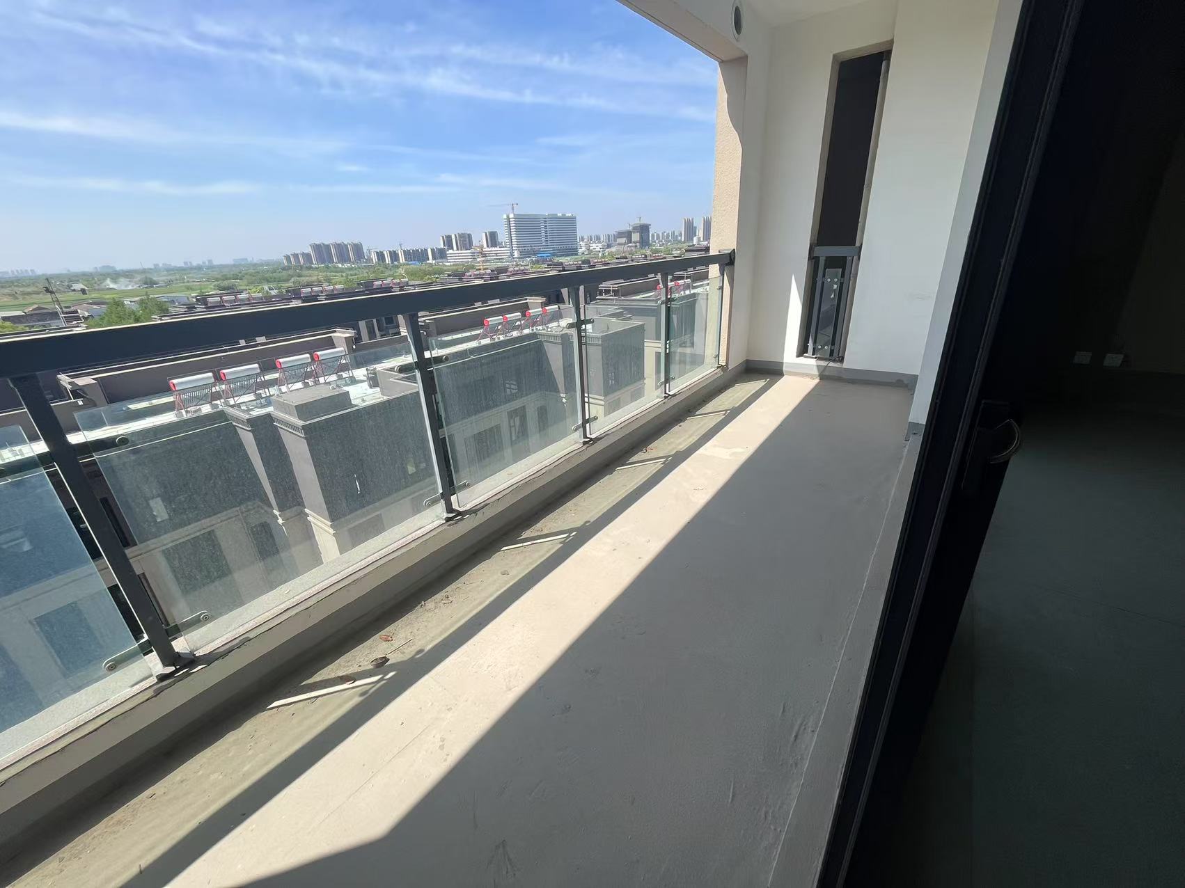 神辉上麟府 5室2厅3卫 189.00m&sup2;