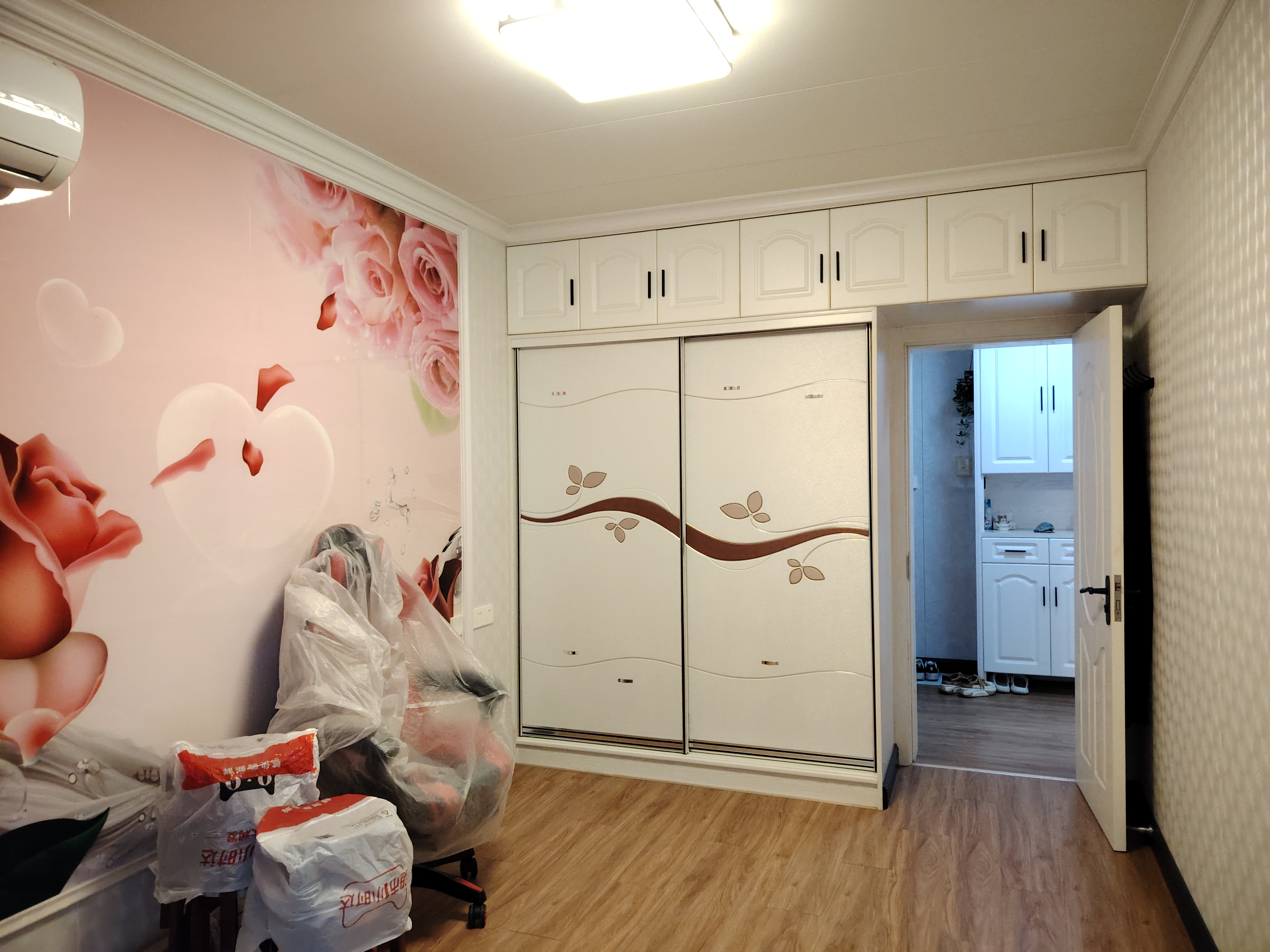 外滩花苑 3室2厅1卫 115.11m&sup2;