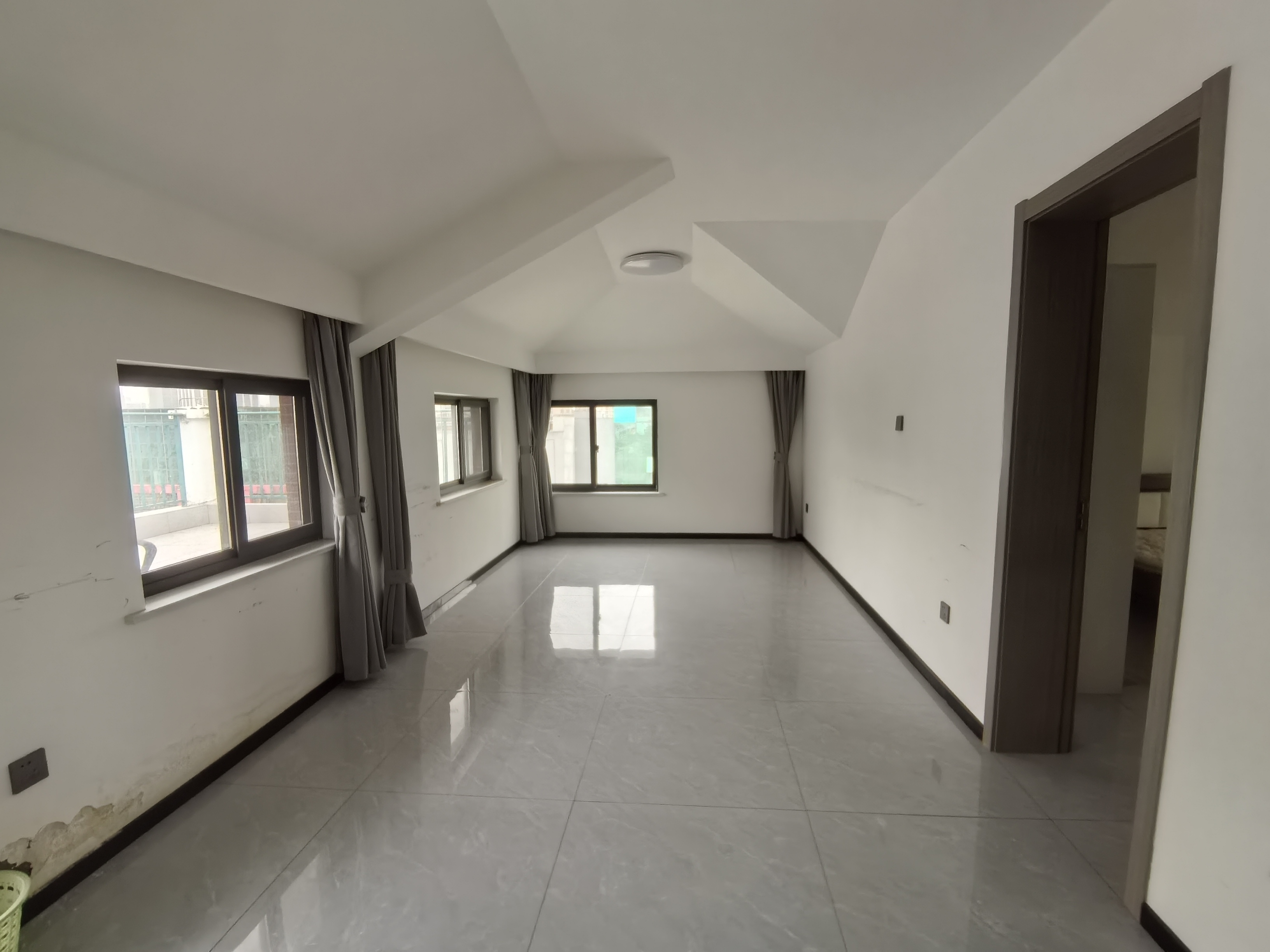 长航地中海花园 5室3厅1卫 162m&sup2;