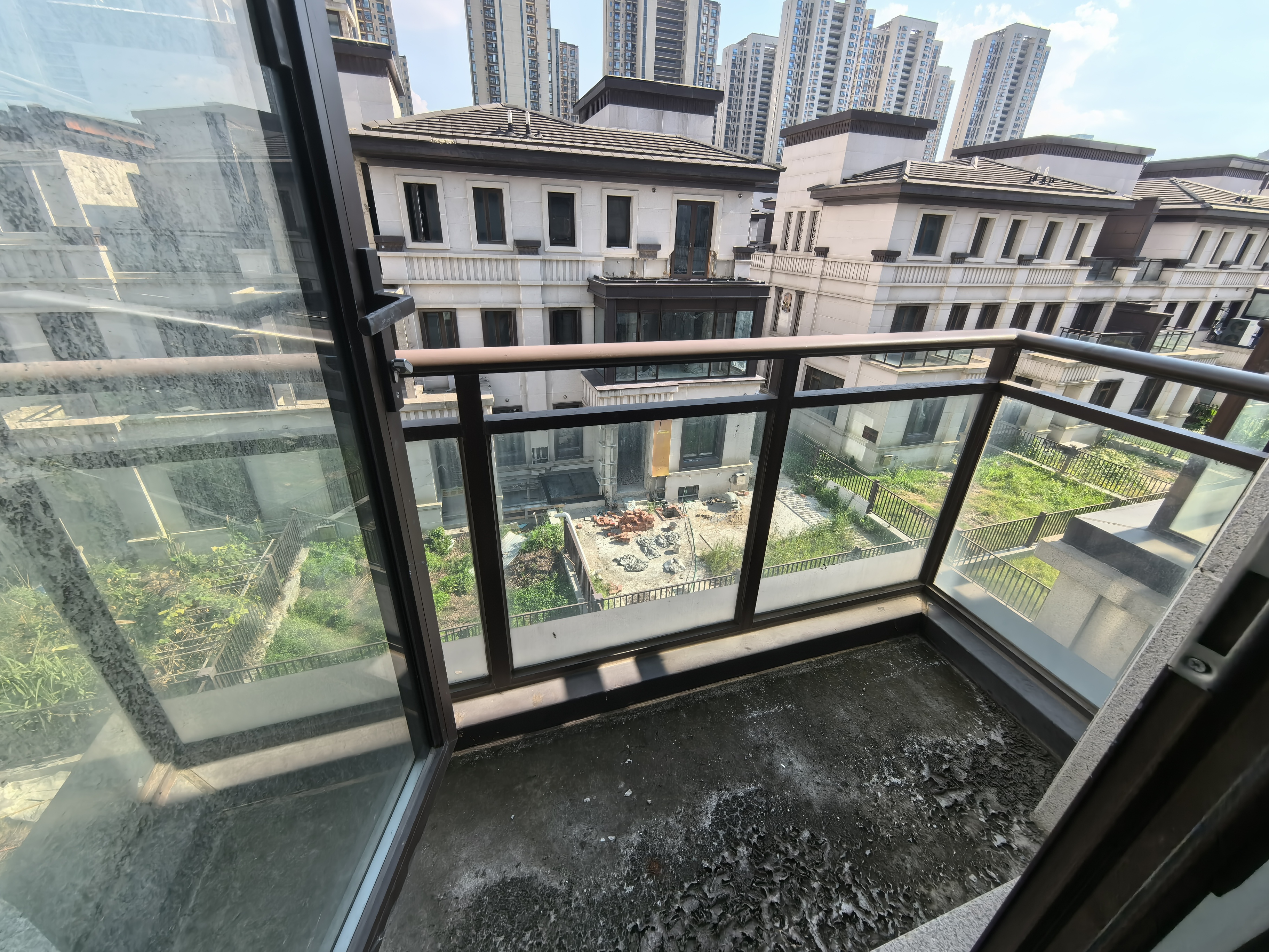 中兴兰溪荟 3室2厅3卫 163m&sup2;