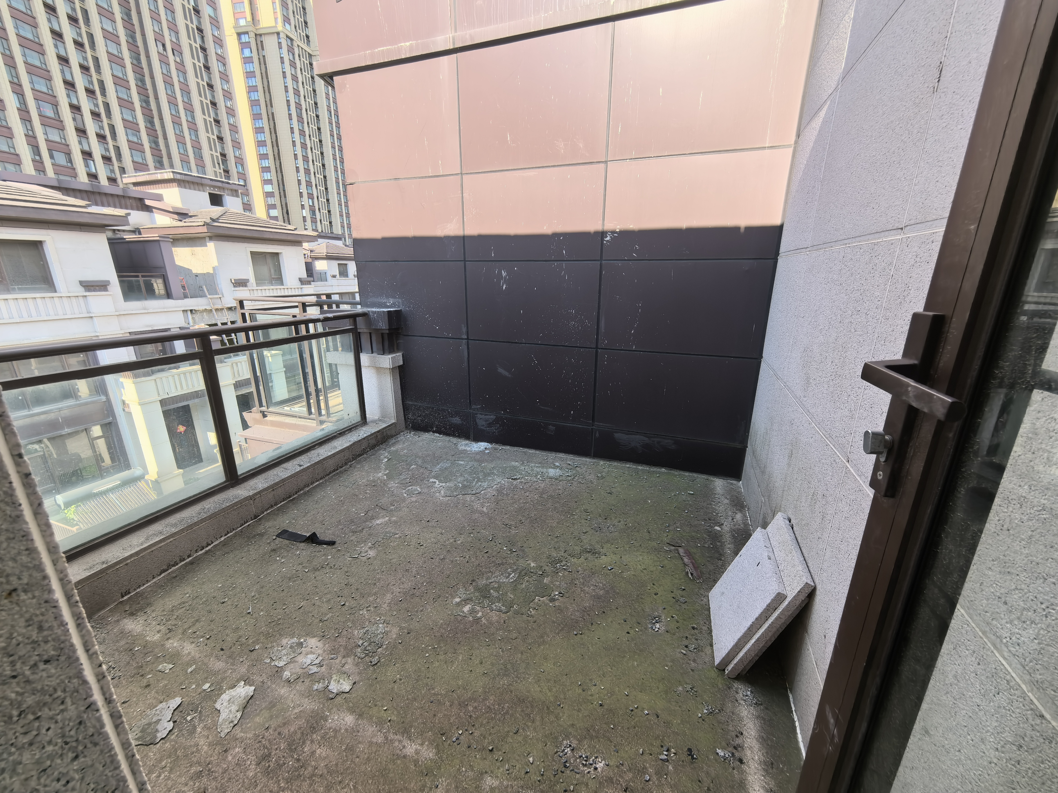中兴兰溪荟 3室2厅3卫 163m&sup2;