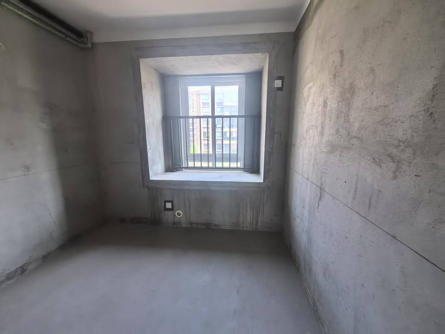 佳源都市 4室2厅2卫 124.00m&sup2;