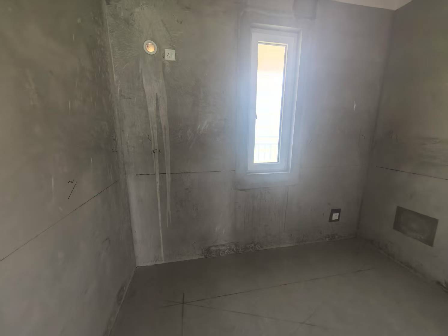 佳源都市 4室2厅2卫 124.00m&sup2;