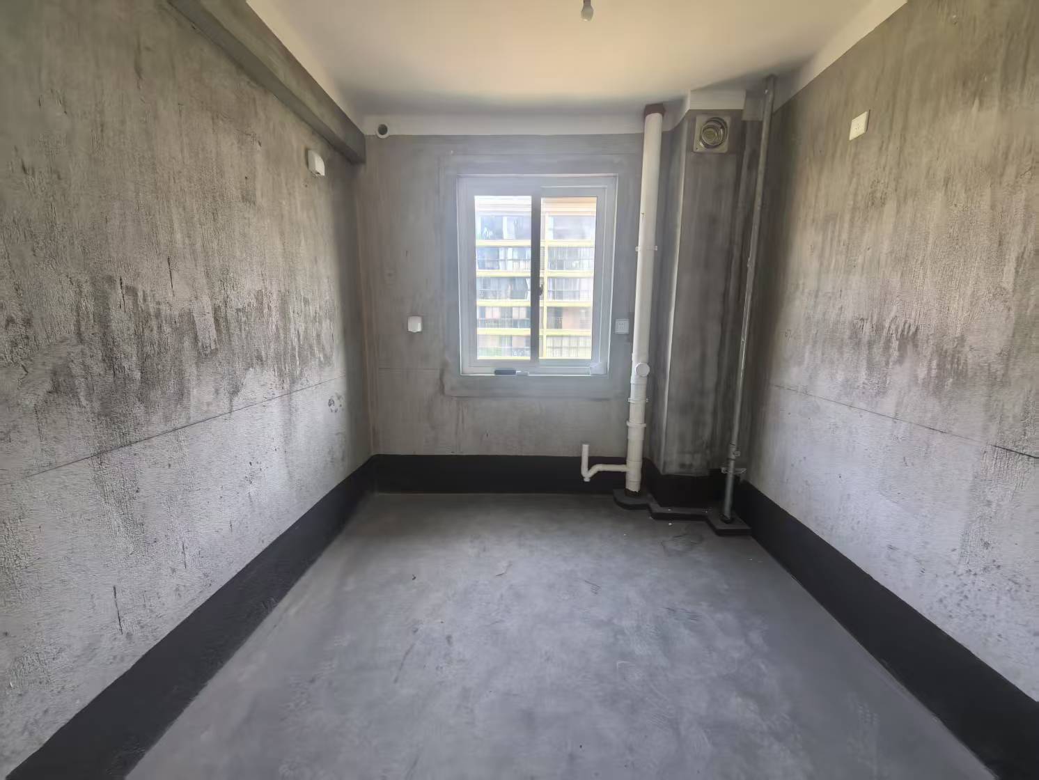 佳源都市 4室2厅2卫 124.00m&sup2;
