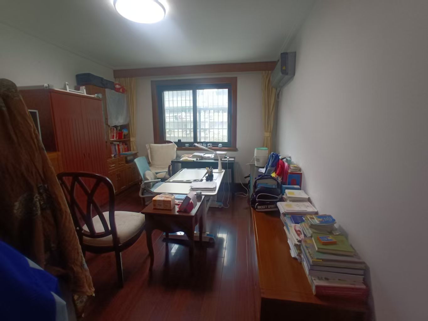 虹桥北村 3室2厅2卫 158m&sup2;
