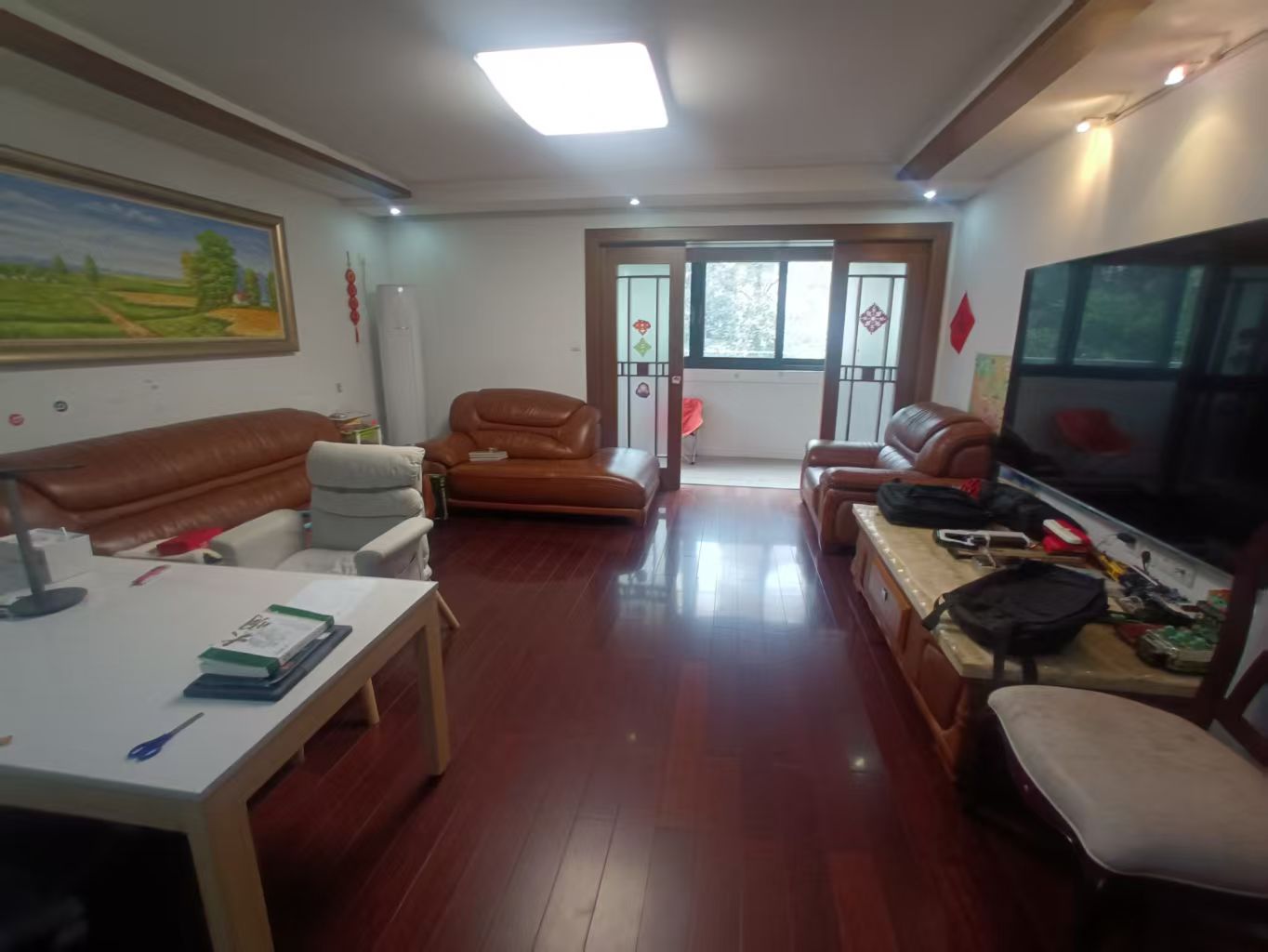 虹桥北村 3室2厅2卫 158m&sup2;