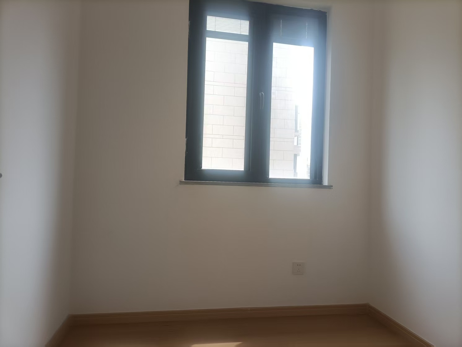时光漫城 4室2厅2卫 125m&sup2;